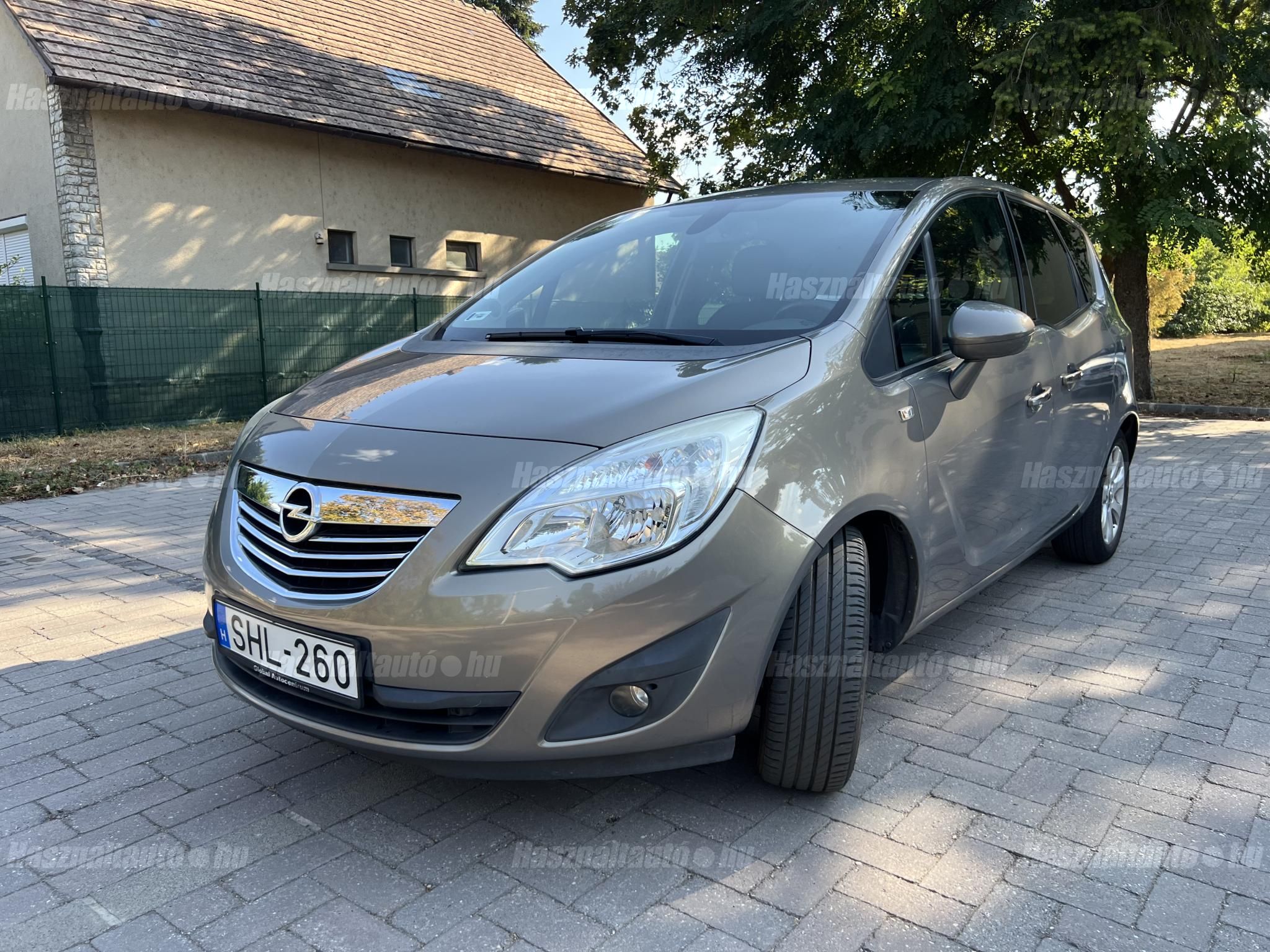 OPEL MERIVA B 2012 - 1