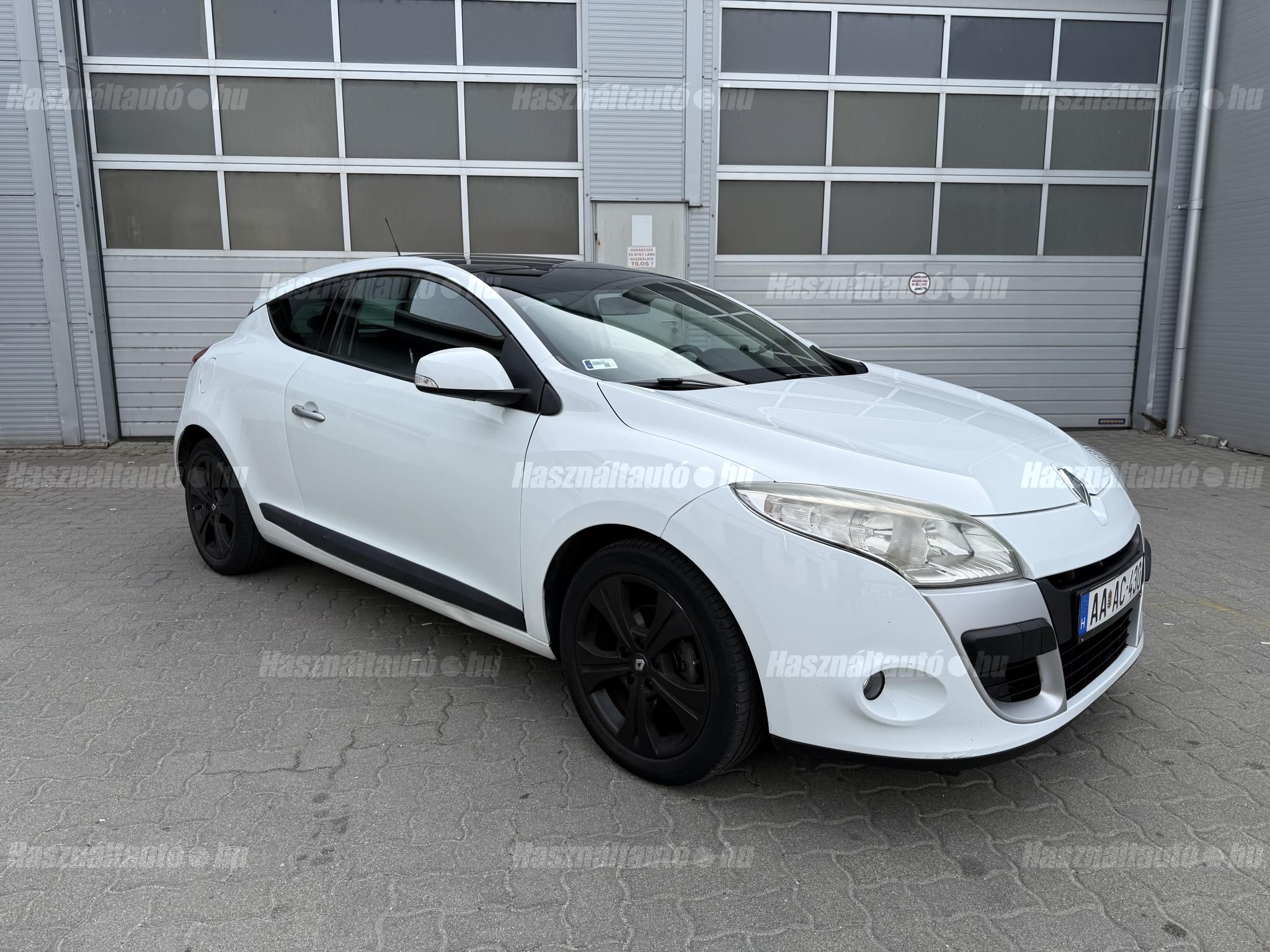 RENAULT MEGANE 2009/6 - 1