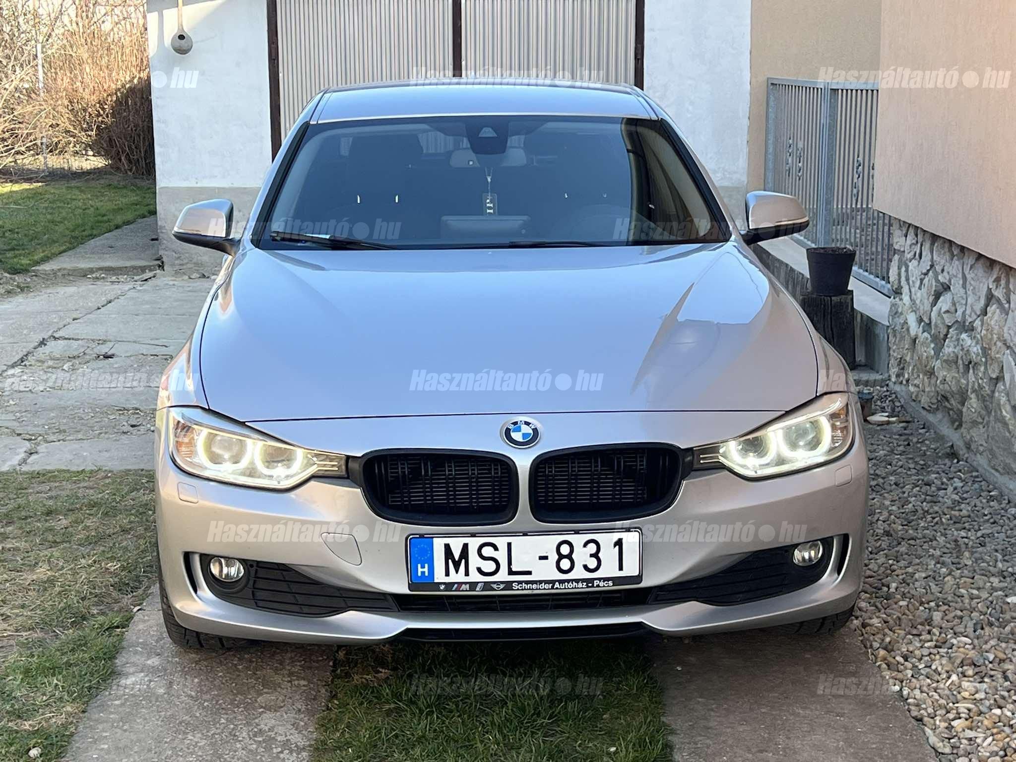 BMW 318 2012/11 - 1