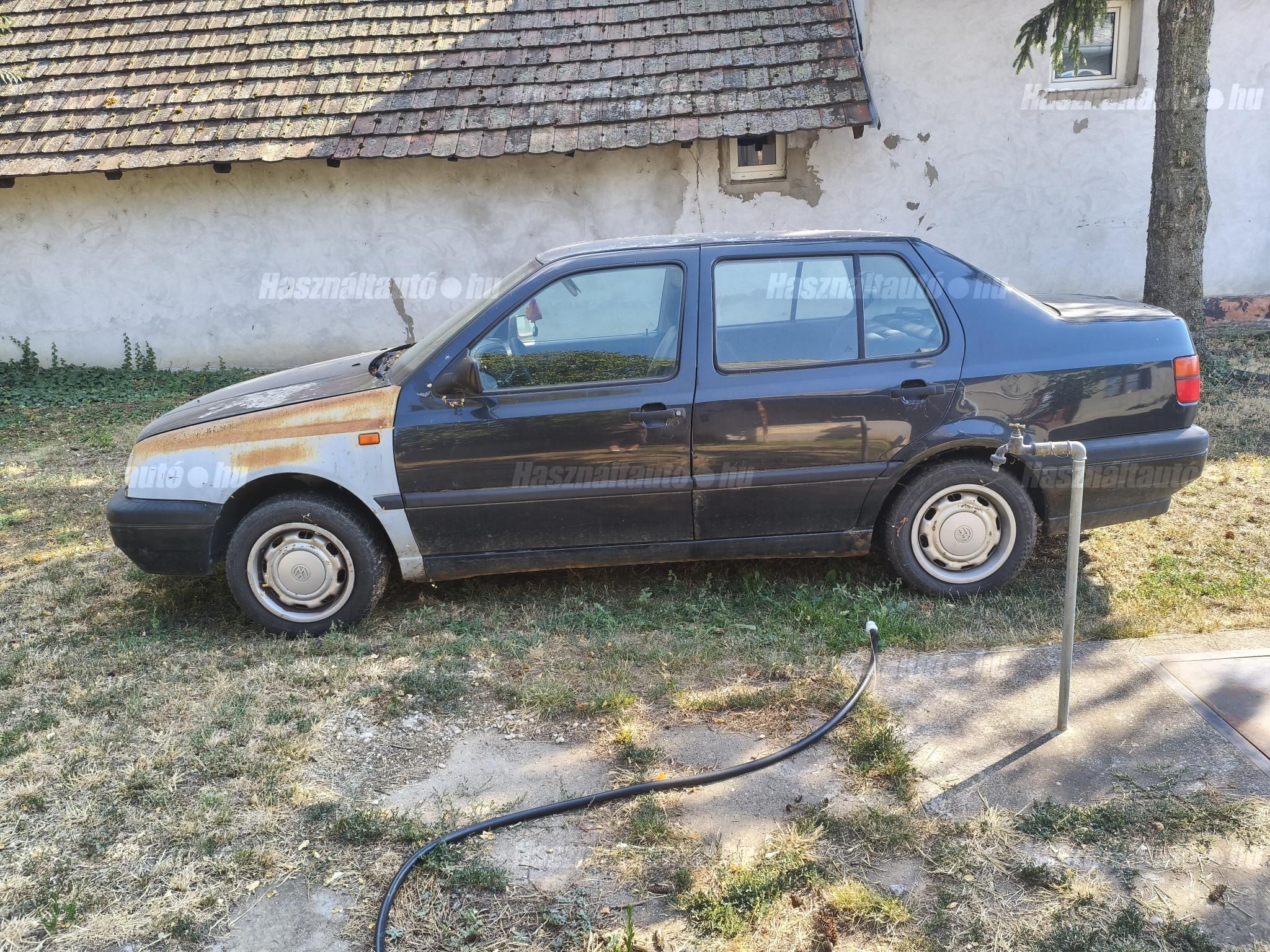 VOLKSWAGEN VENTO 1993/6 - 1