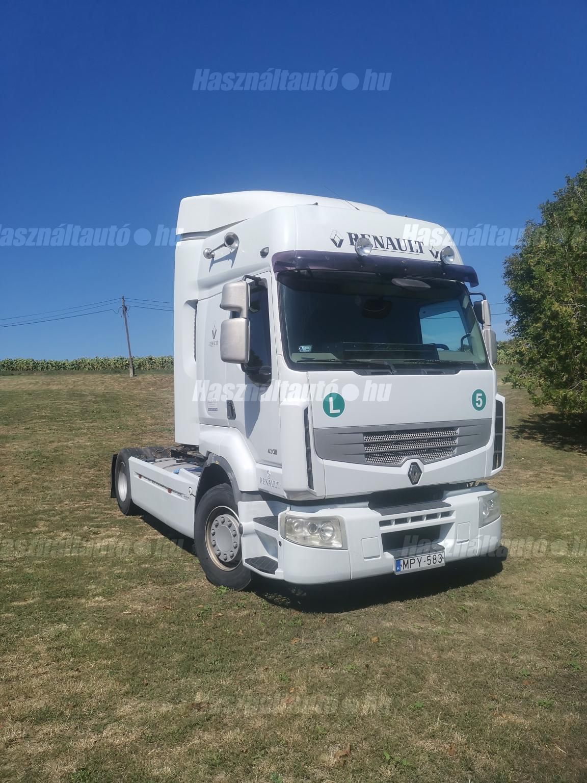 RENAULT 2010/11 - 1