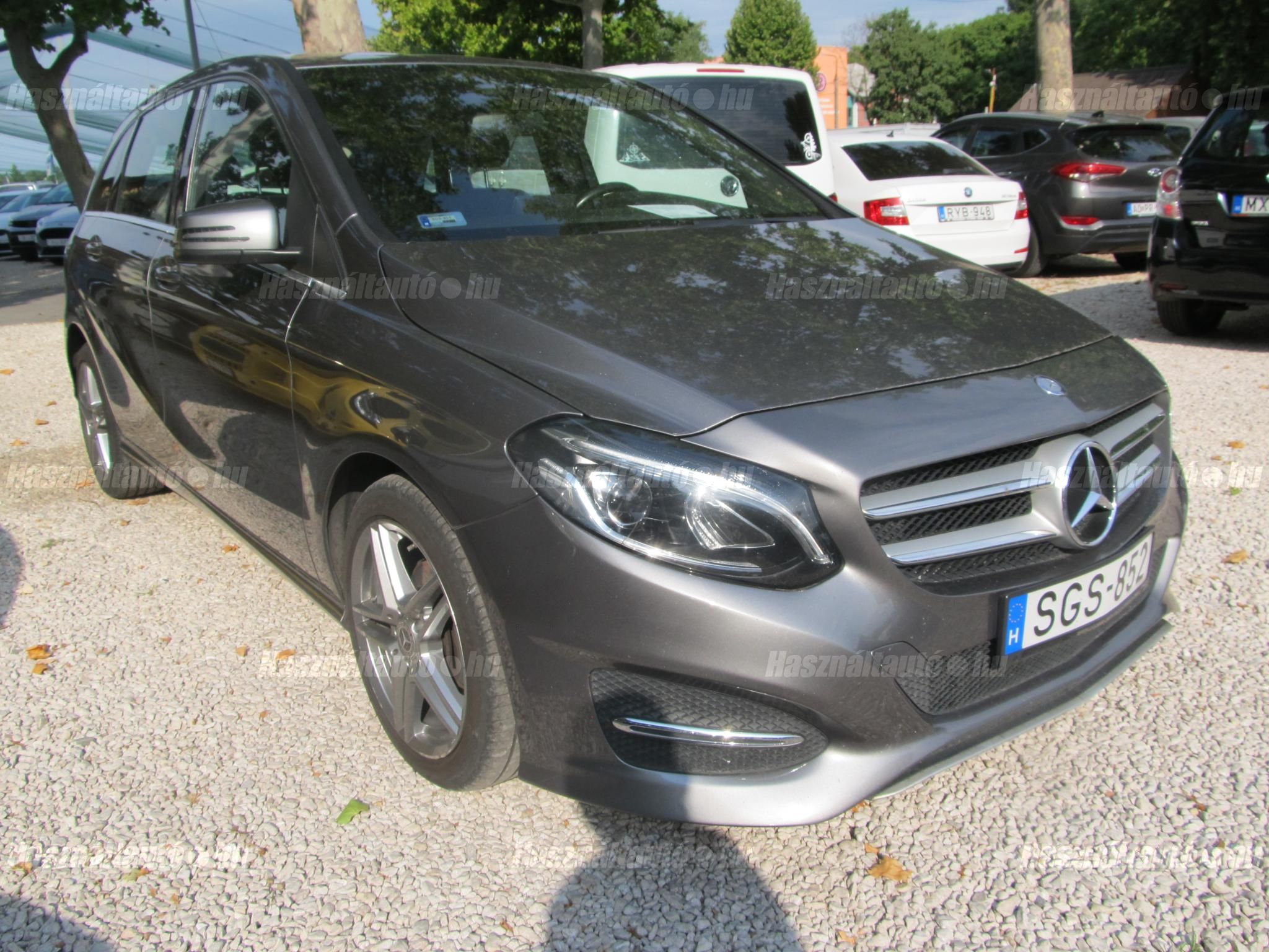 MERCEDES-BENZ B 180 2015/1 - 1
