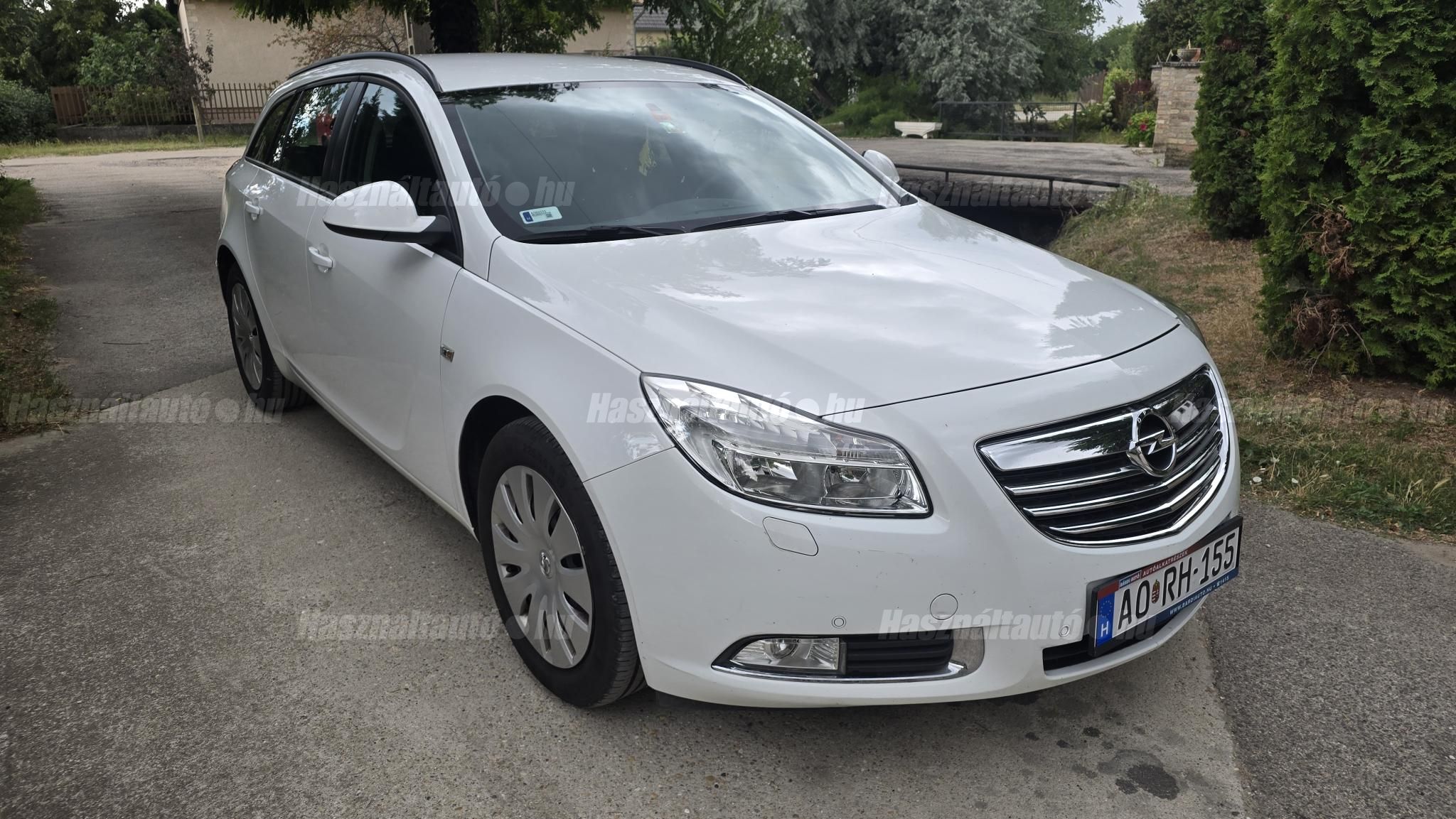 OPEL INSIGNIA 2010/5 - 1