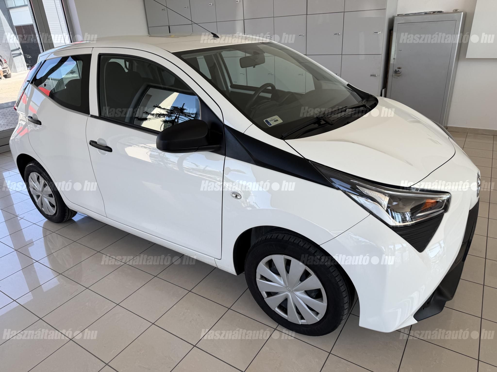 TOYOTA AYGO 2018/11 - 1