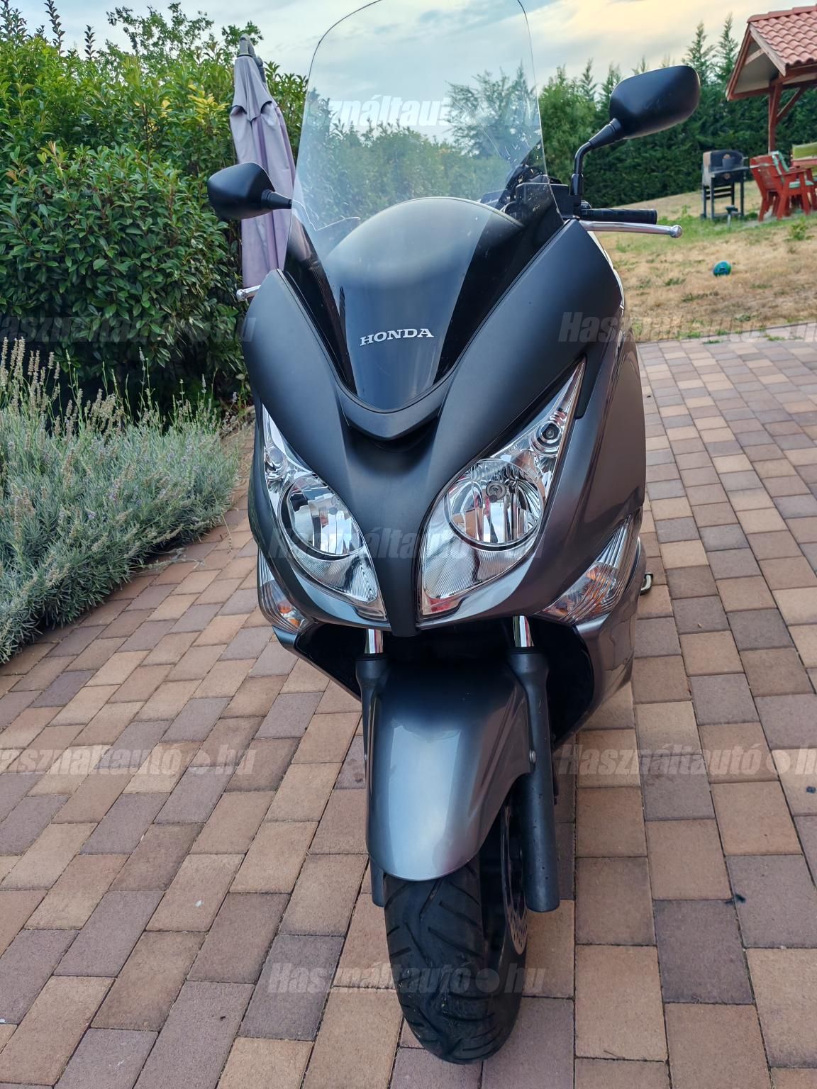 HONDA SW-T 400 2009/6 - 1