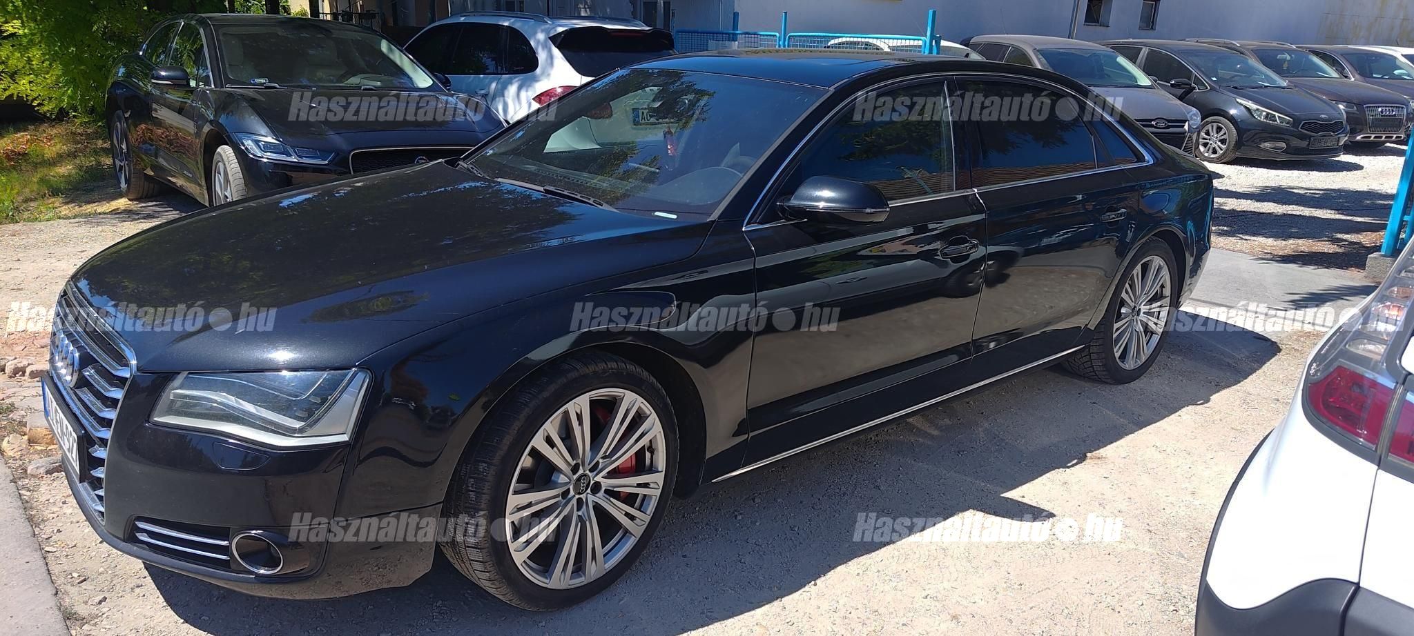 AUDI A8 2013/11 - 1