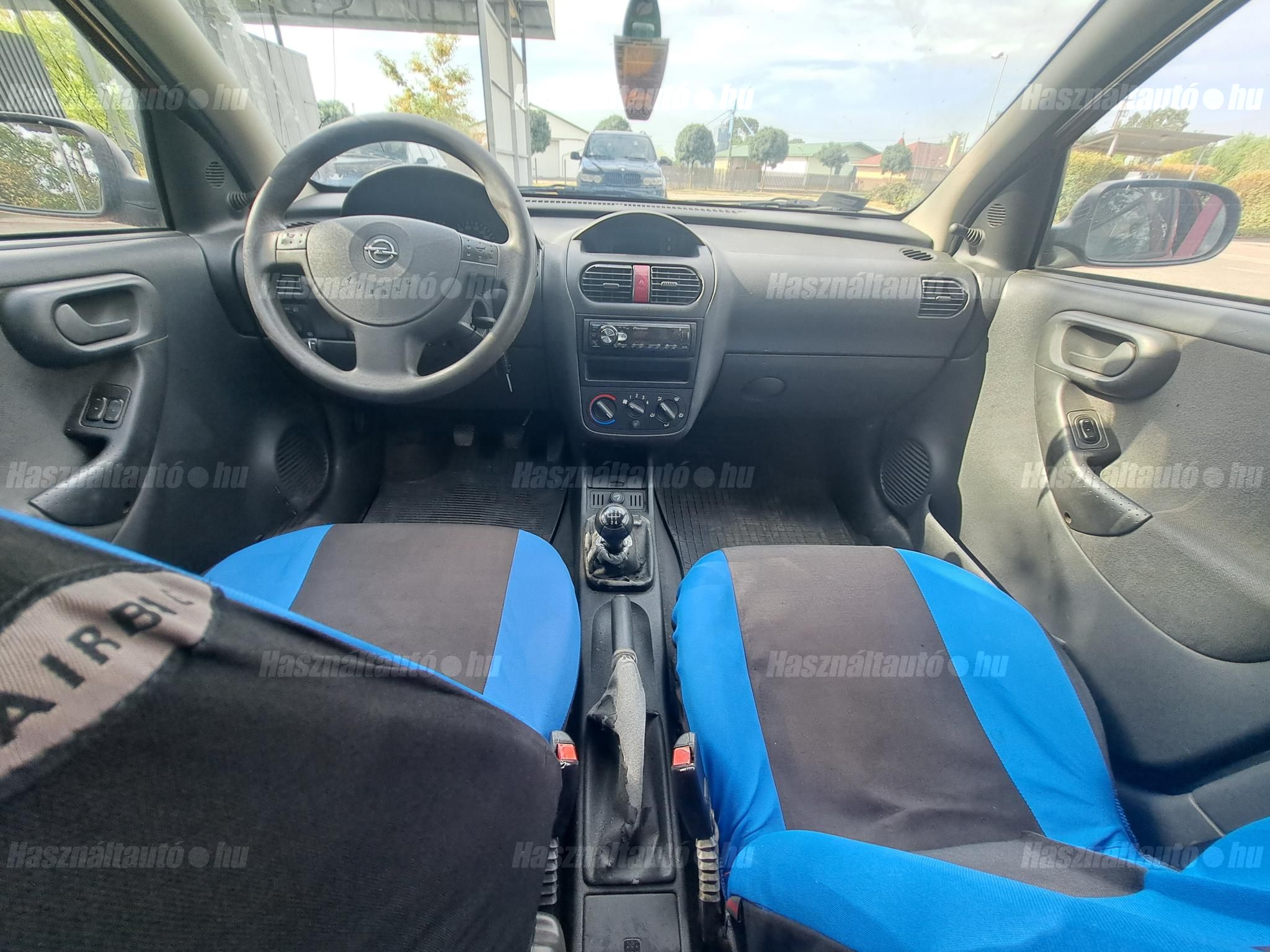 OPEL CORSA C 2004/6 - 1