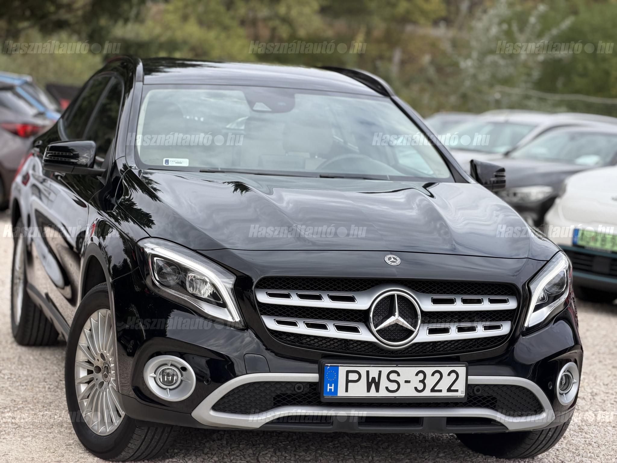 MERCEDES-BENZ GLA 180 2018/6 - 1
