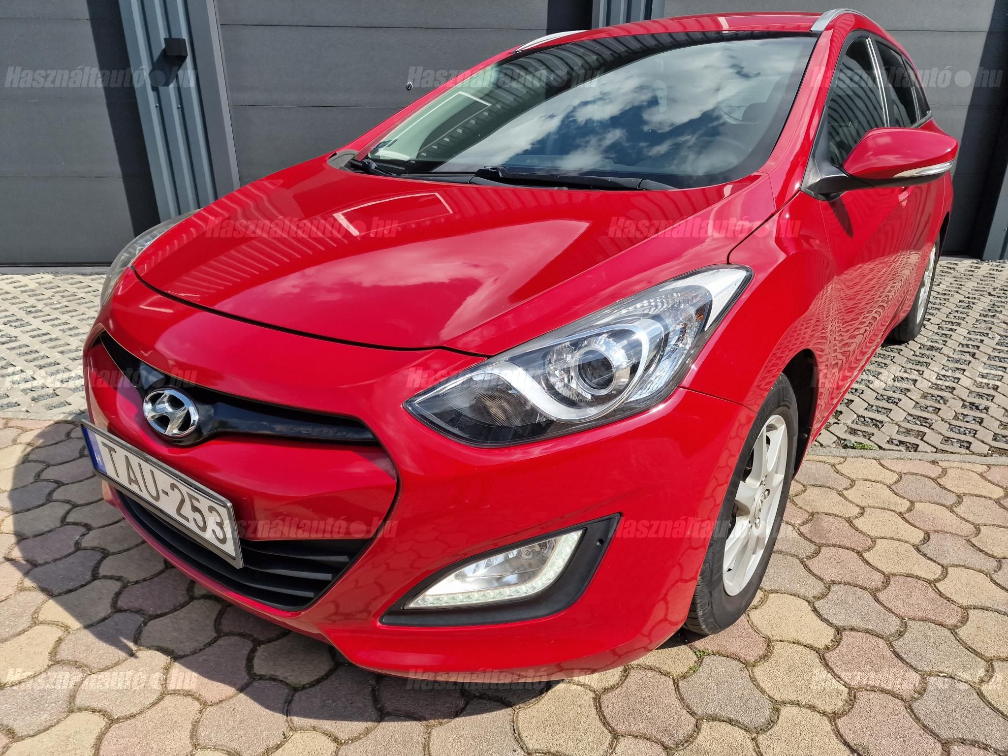 HYUNDAI I30 2012/12 - 1