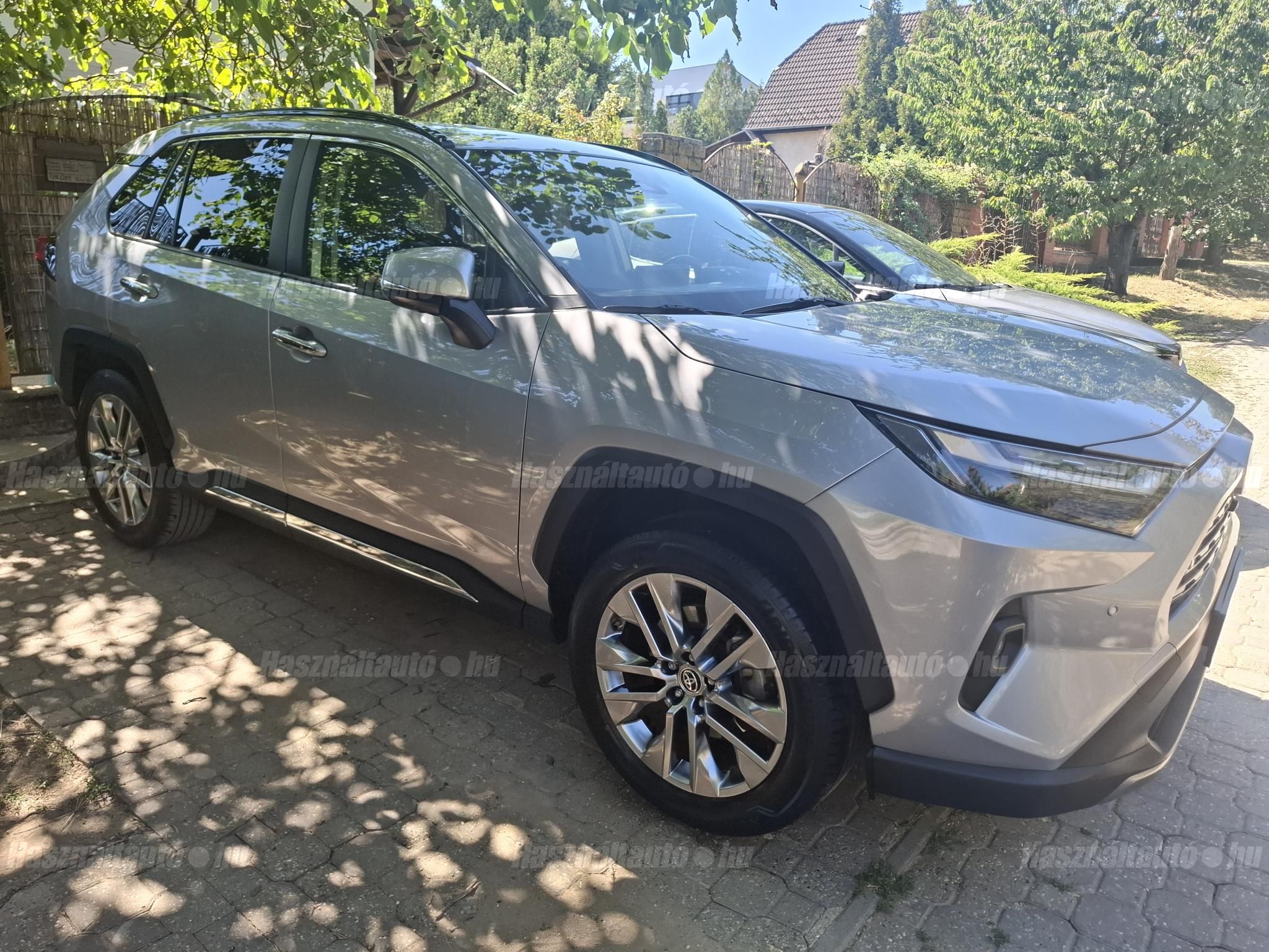TOYOTA RAV 4 2022/9 - 1