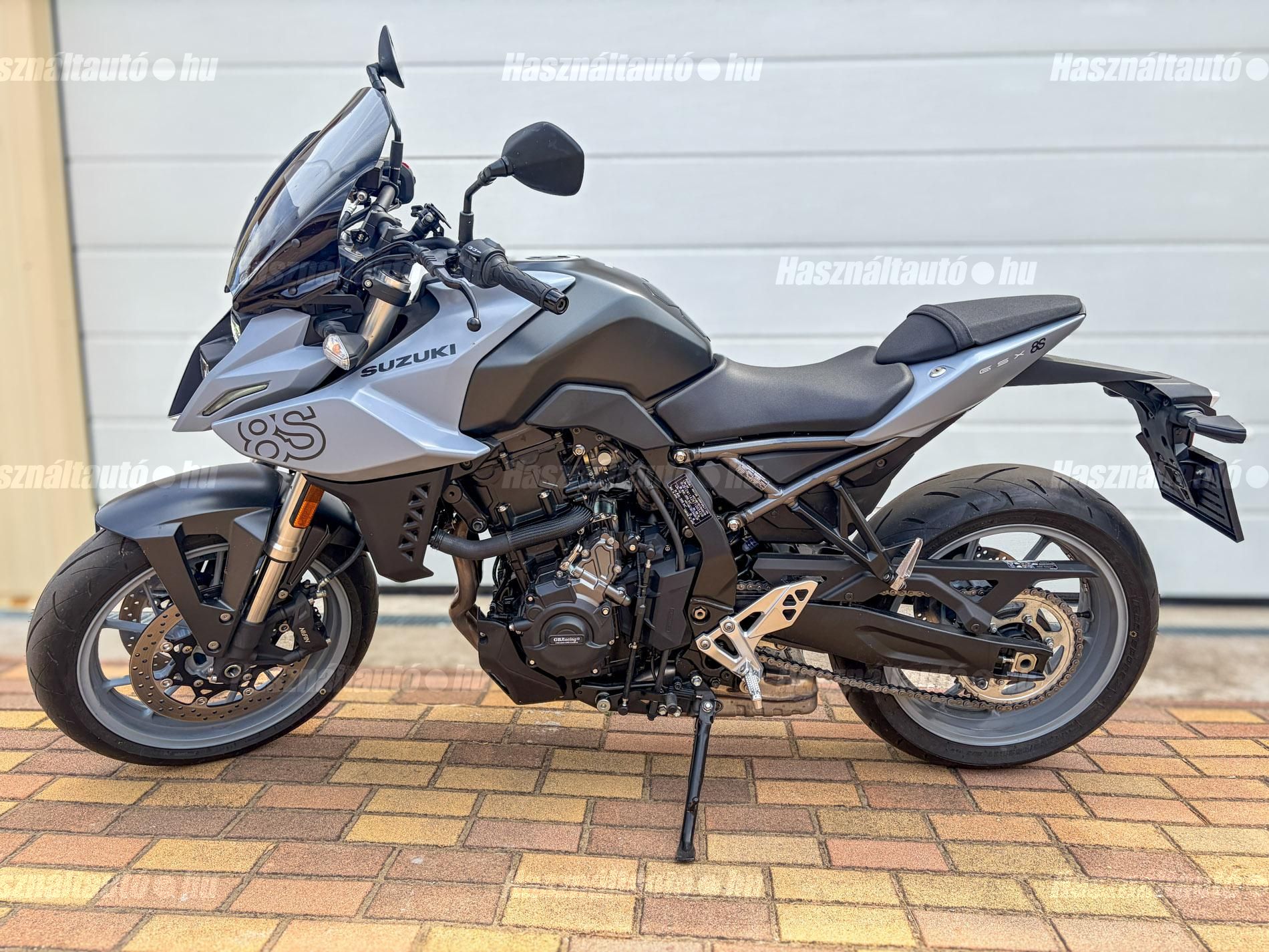 SUZUKI GSX 8 S 2024/7 - 1