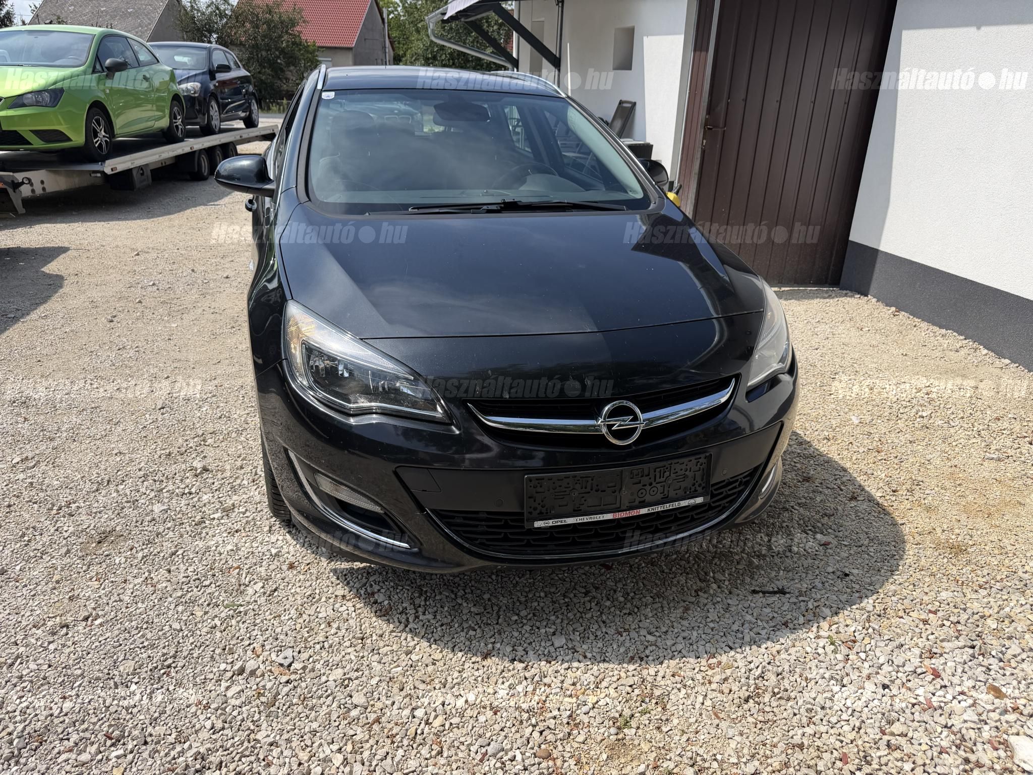OPEL ASTRA J 2014/8 - 1