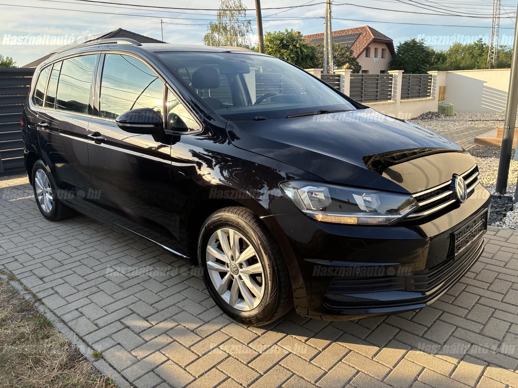 VOLKSWAGEN TOURAN 2017/7 - 1