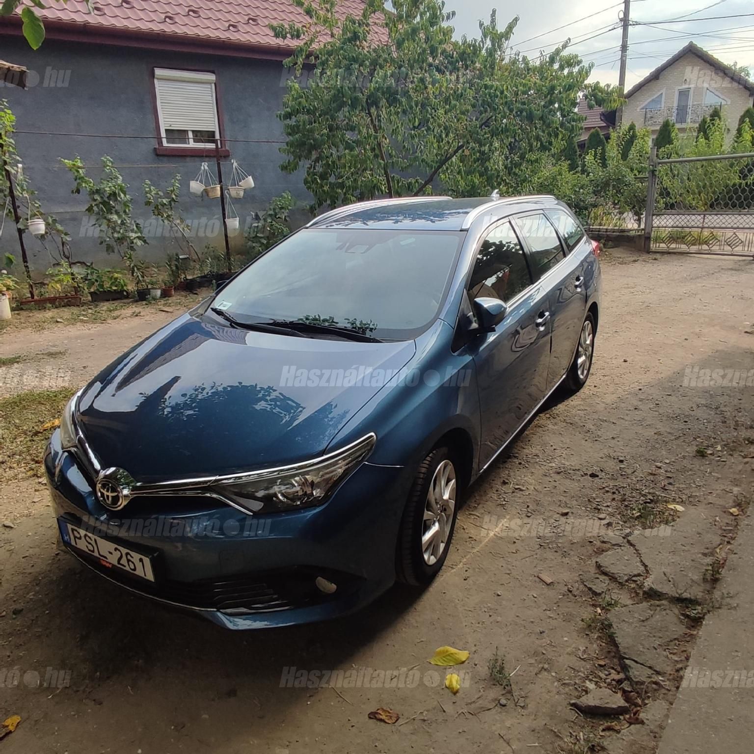 TOYOTA AURIS 2018/4 - 1