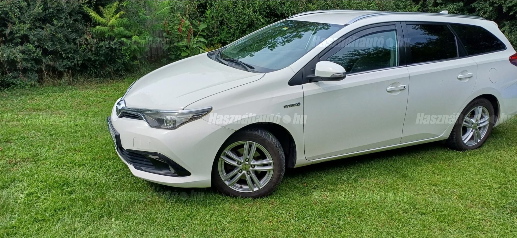 TOYOTA AURIS 2017/10 - 1
