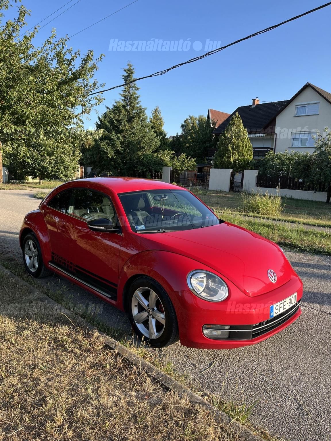 VOLKSWAGEN BEETLE 2013/8 - 1