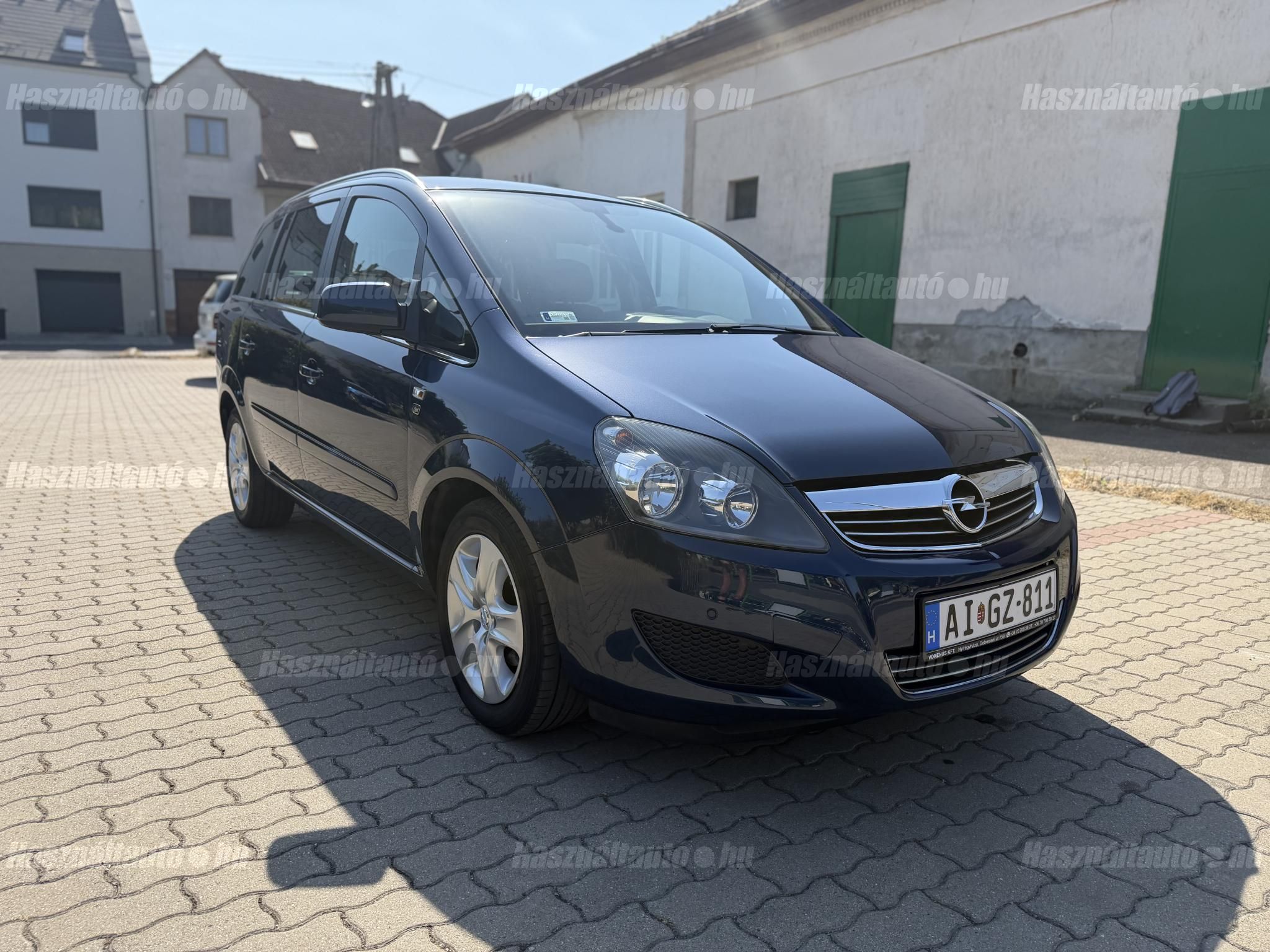 OPEL ZAFIRA B 2010/9 - 1