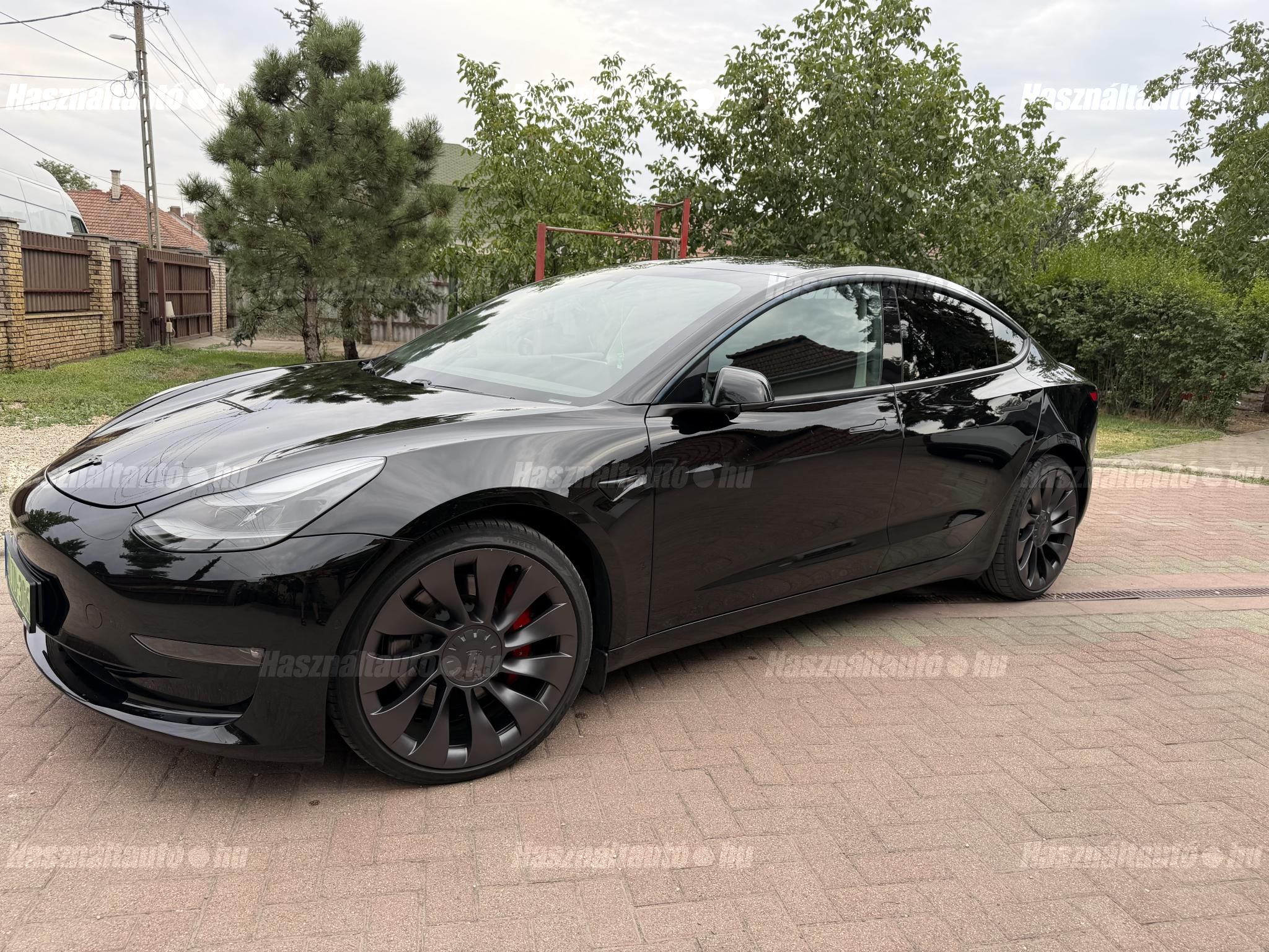 TESLA MODEL 3 2021/6 - 1