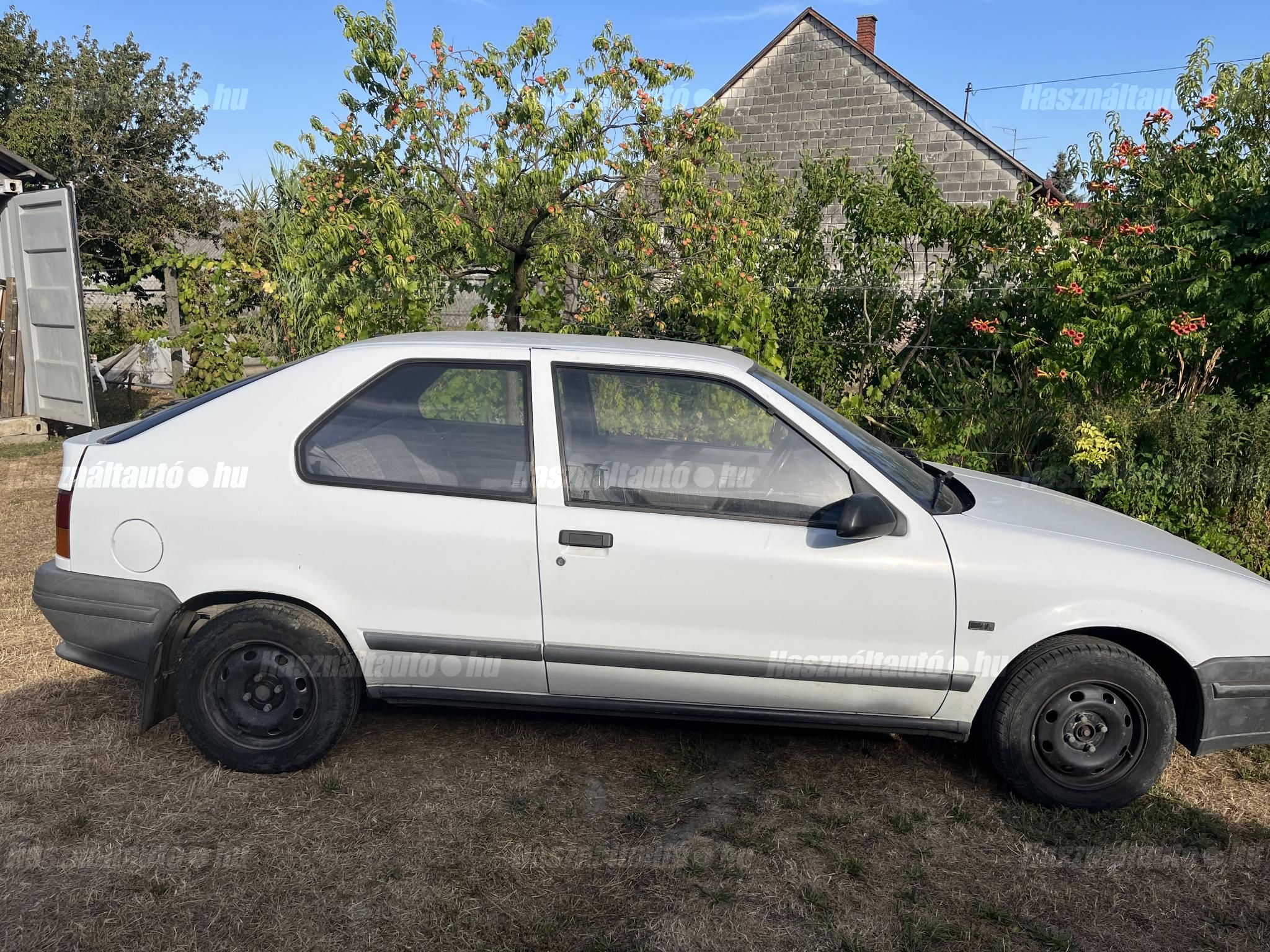 RENAULT R 19 1990 - 1