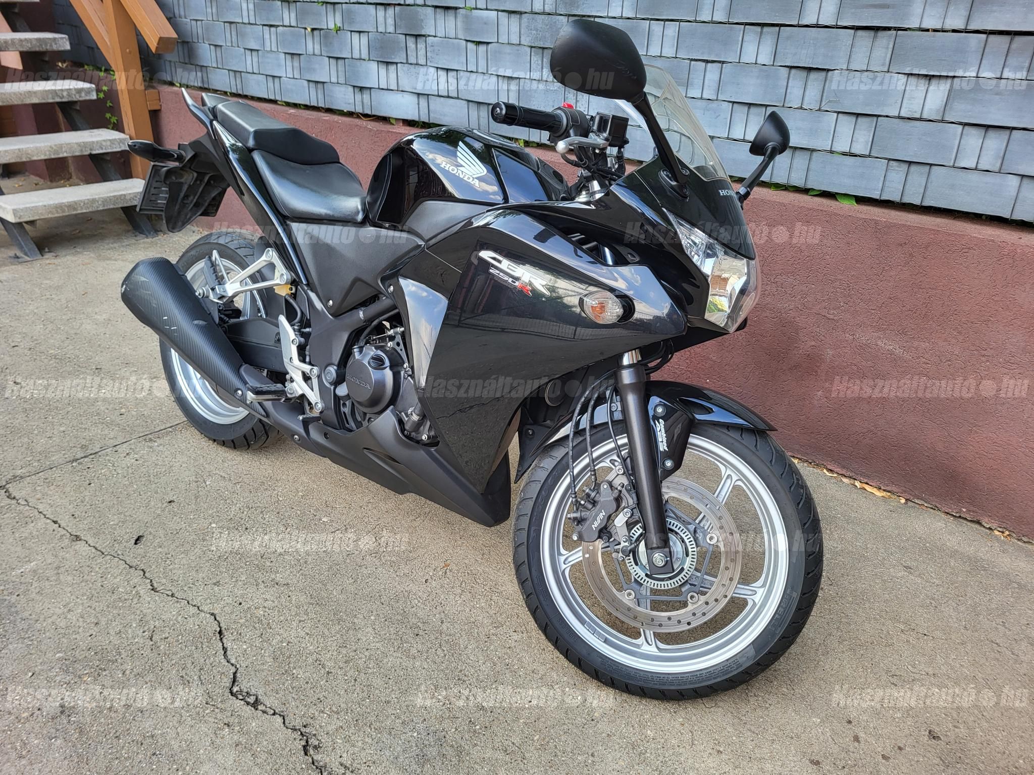 HONDA CBR 250R 2011/6 - 1