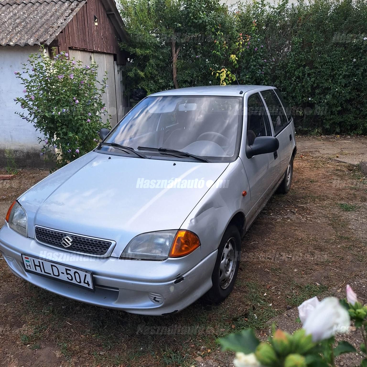 SUZUKI SWIFT 2000 - 1