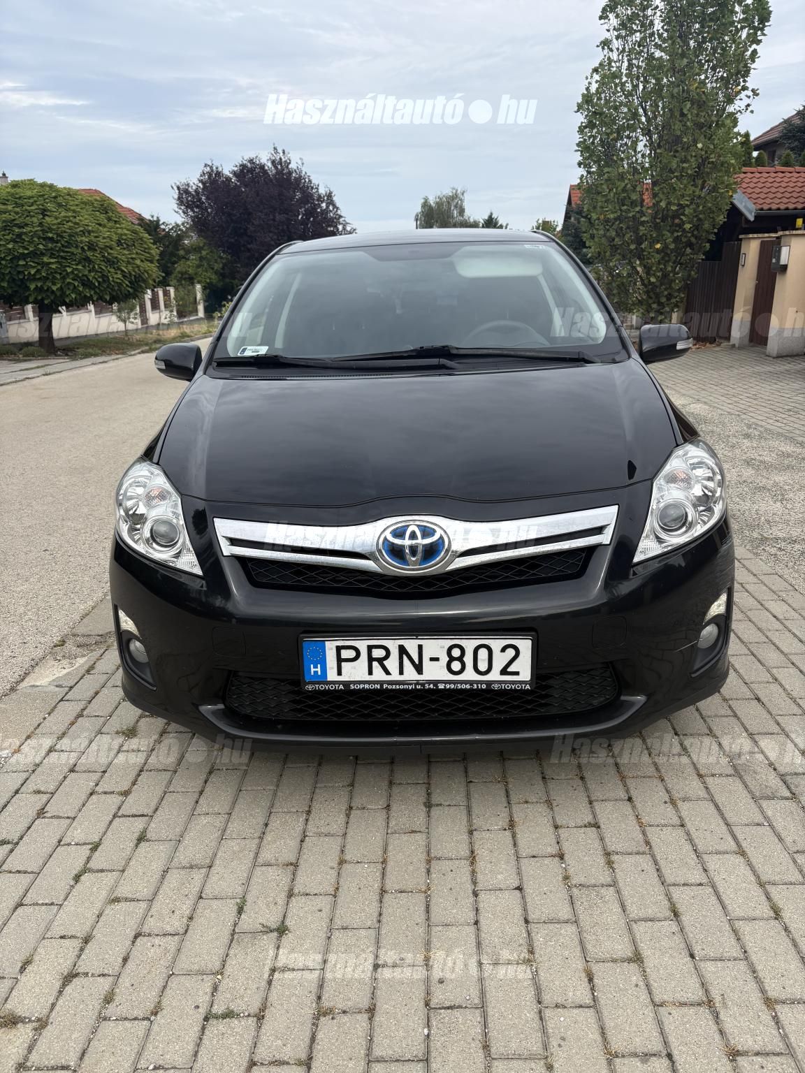 TOYOTA AURIS 2011/10 - 1