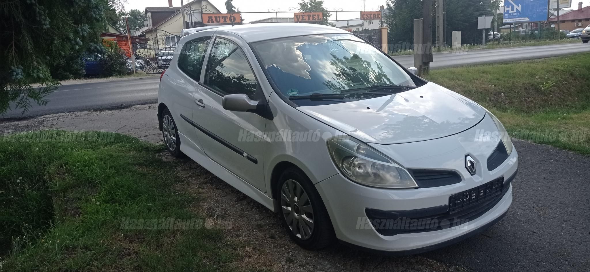 RENAULT CLIO 2009/6 - 1
