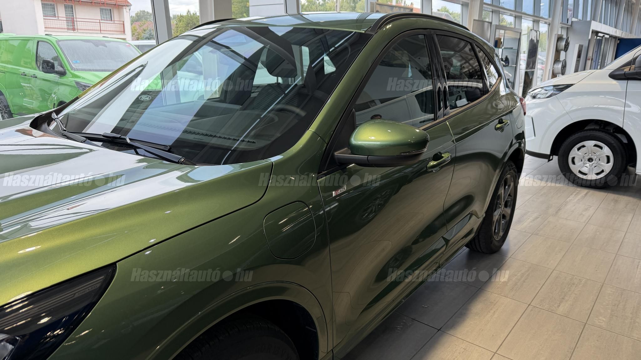 FORD KUGA 2025/8 - 1