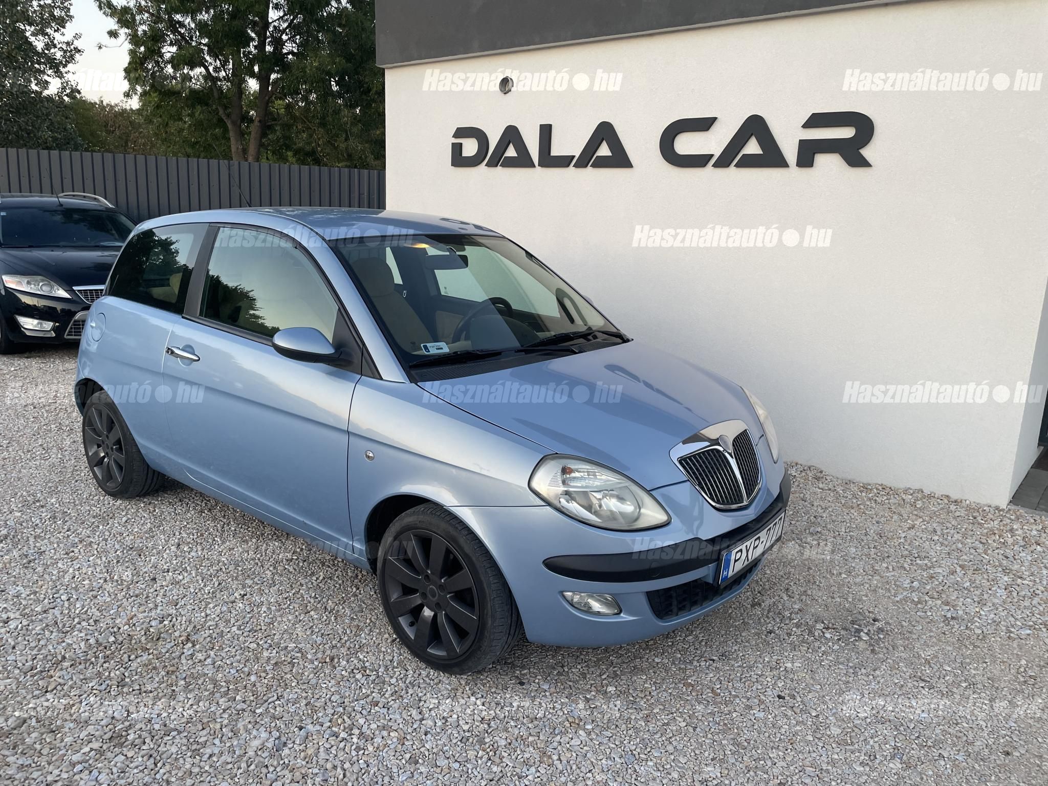 LANCIA YPSILON 2004 - 1