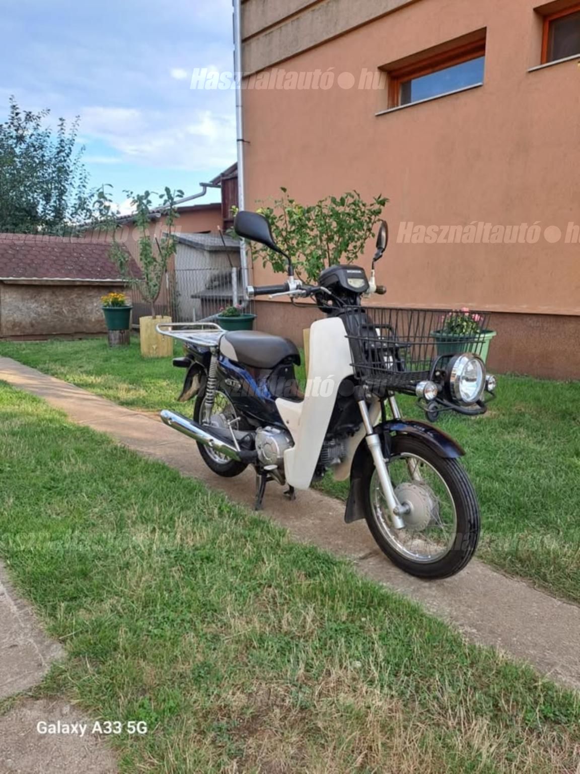 HONDA C 50 2015 - 1