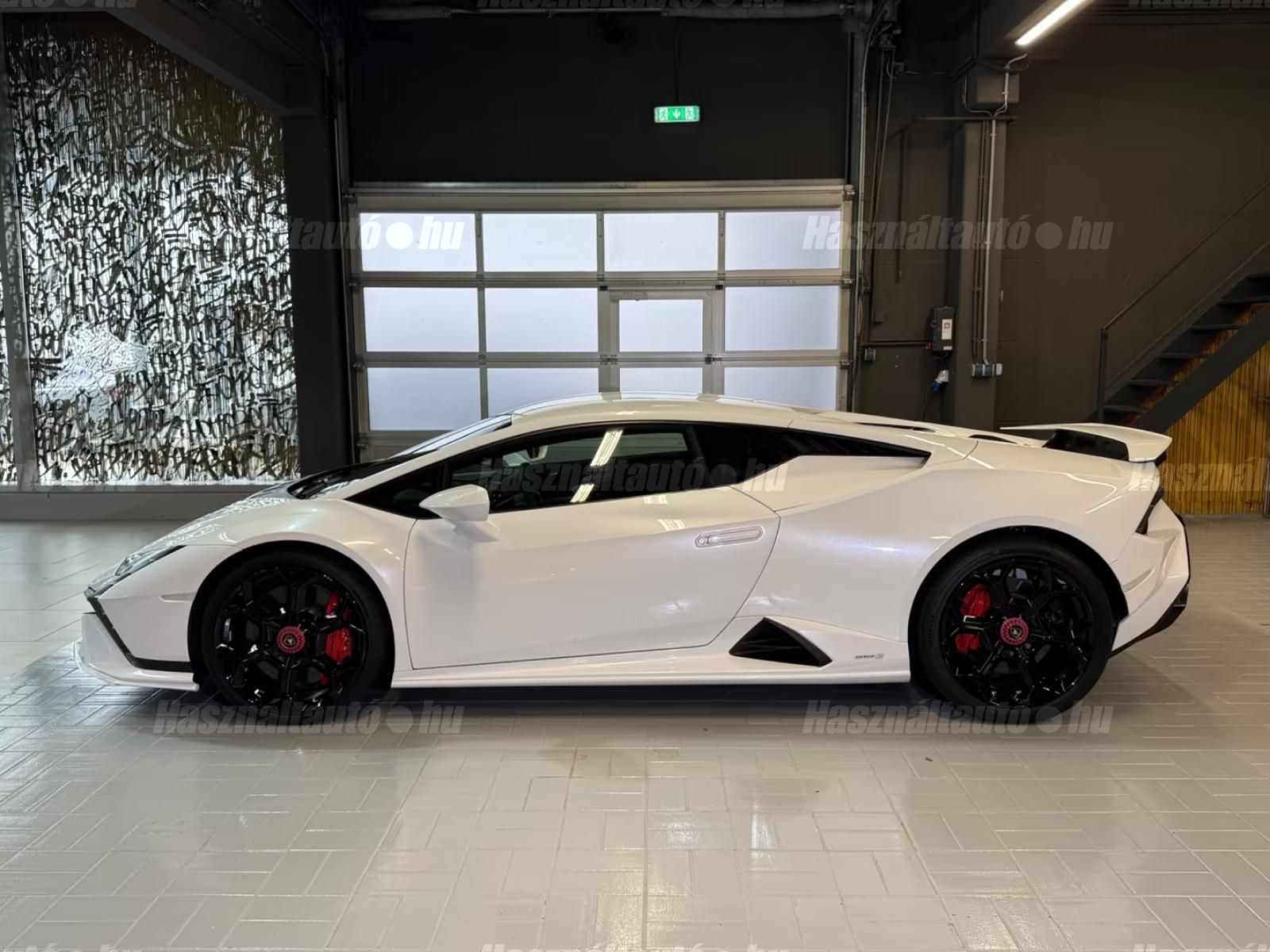 LAMBORGHINI HURACÁN 2023/12 - 1