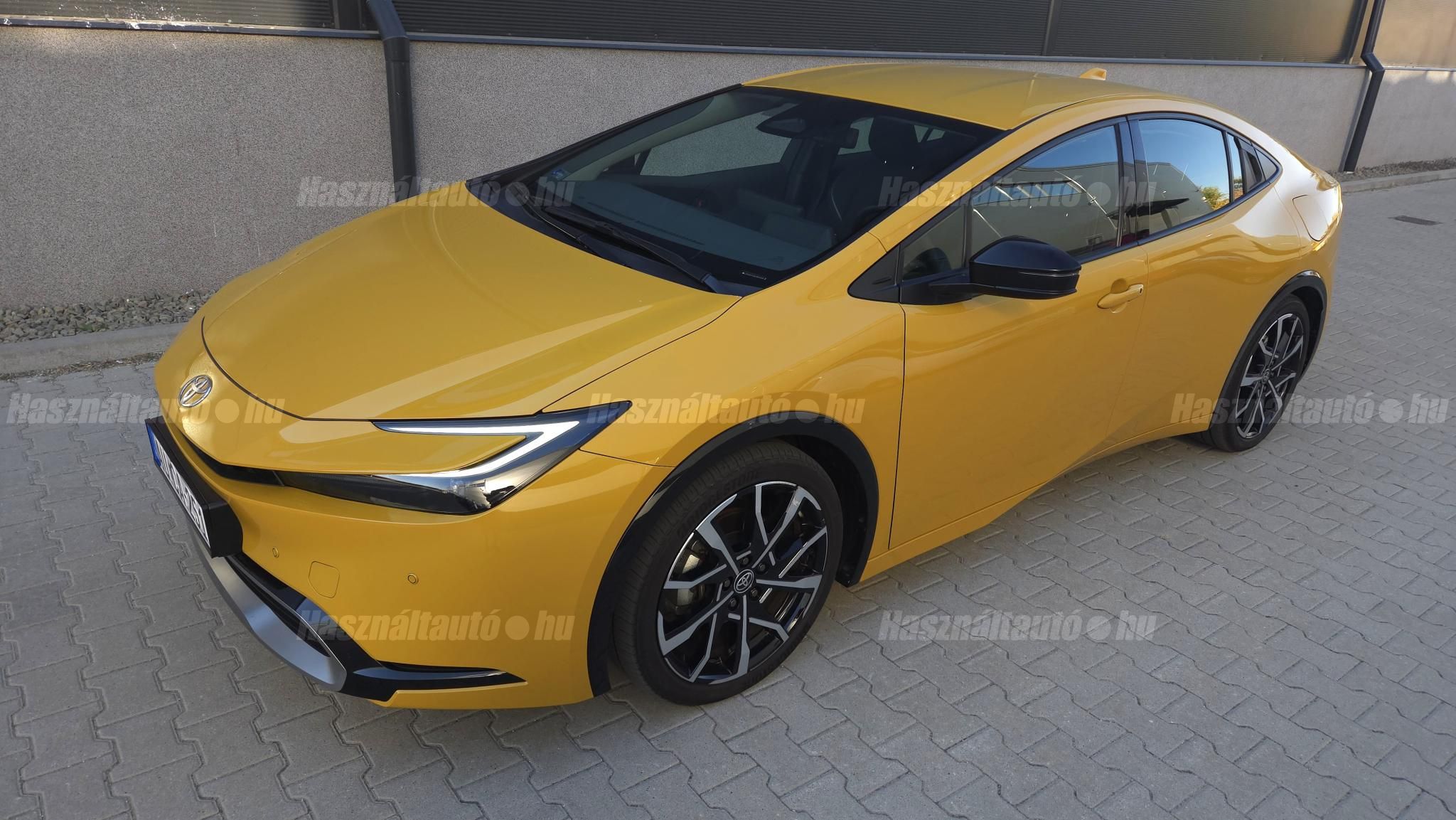 TOYOTA PRIUS 2025/4 - 1