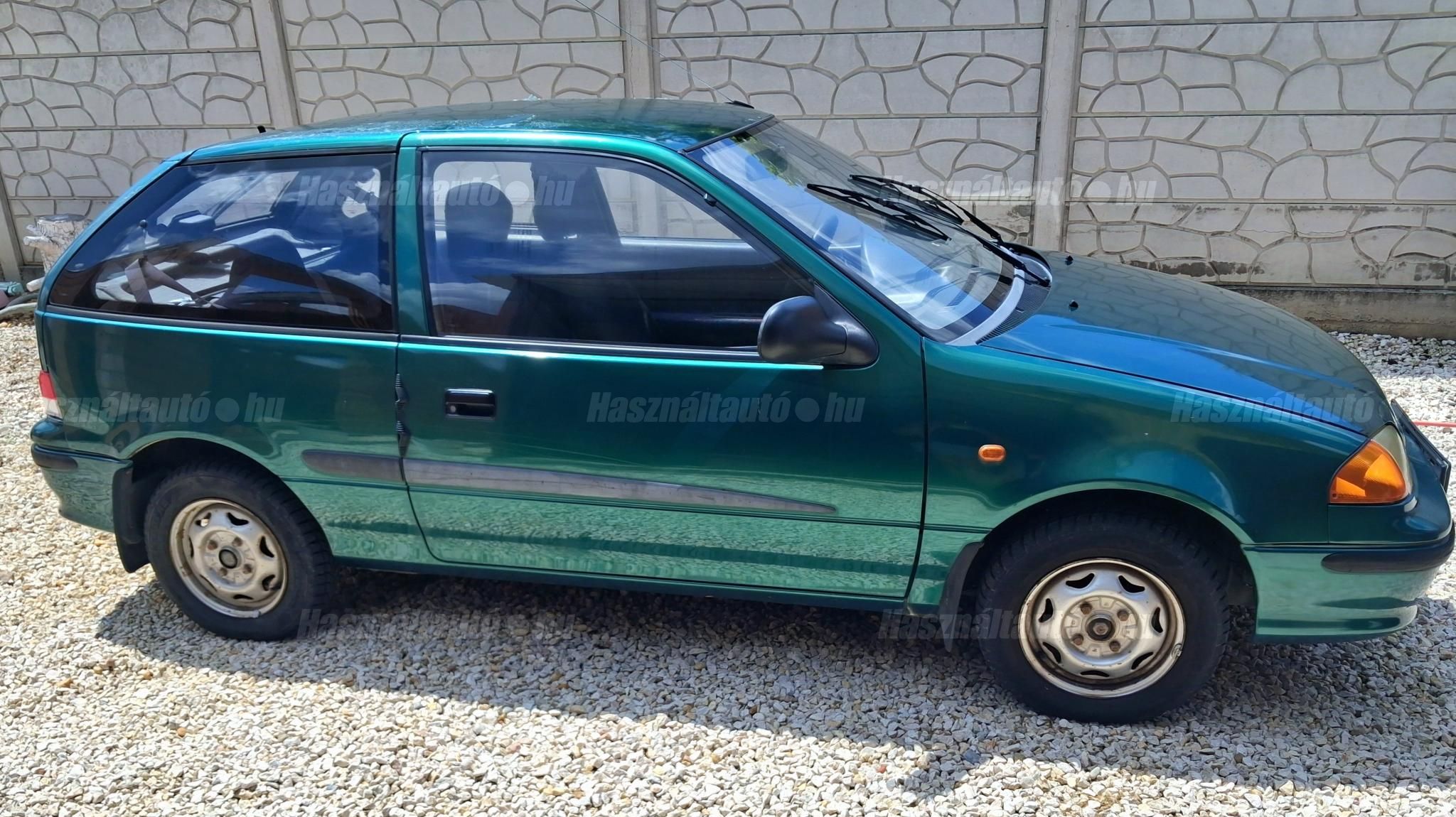 SUZUKI SWIFT 2001/12 - 1