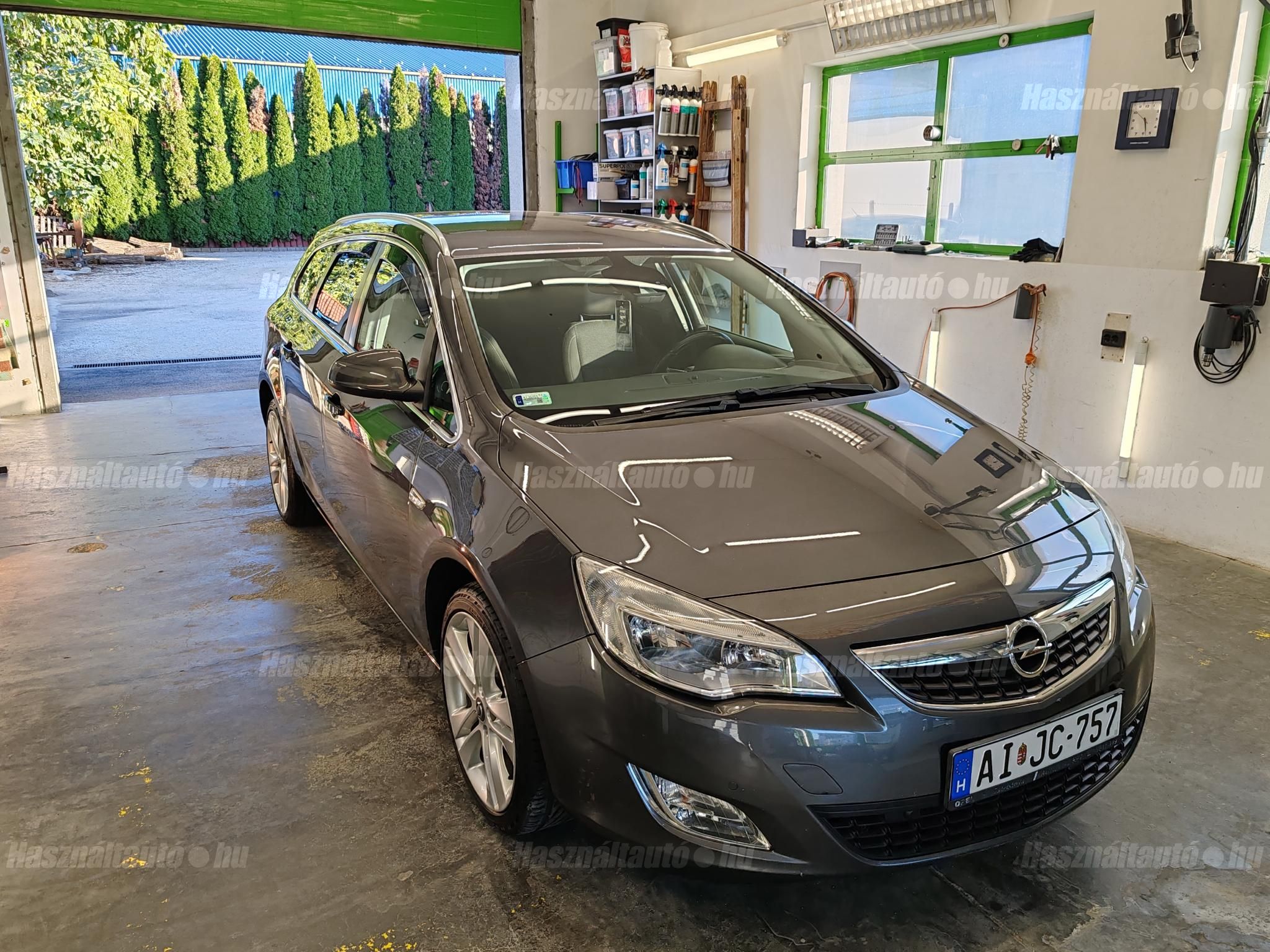 OPEL ASTRA J 2010/12 - 1