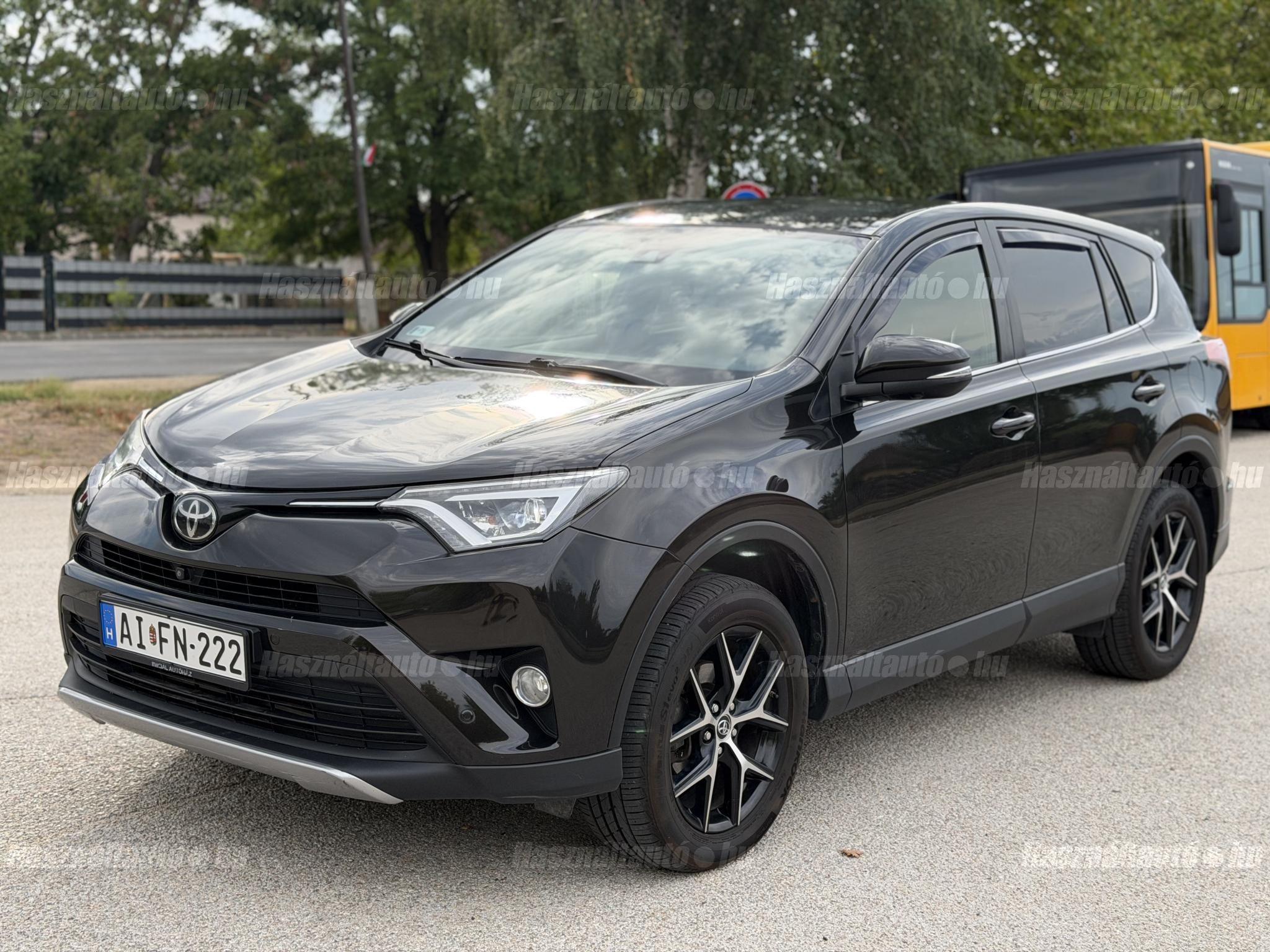 TOYOTA RAV 4 2018/6 - 1