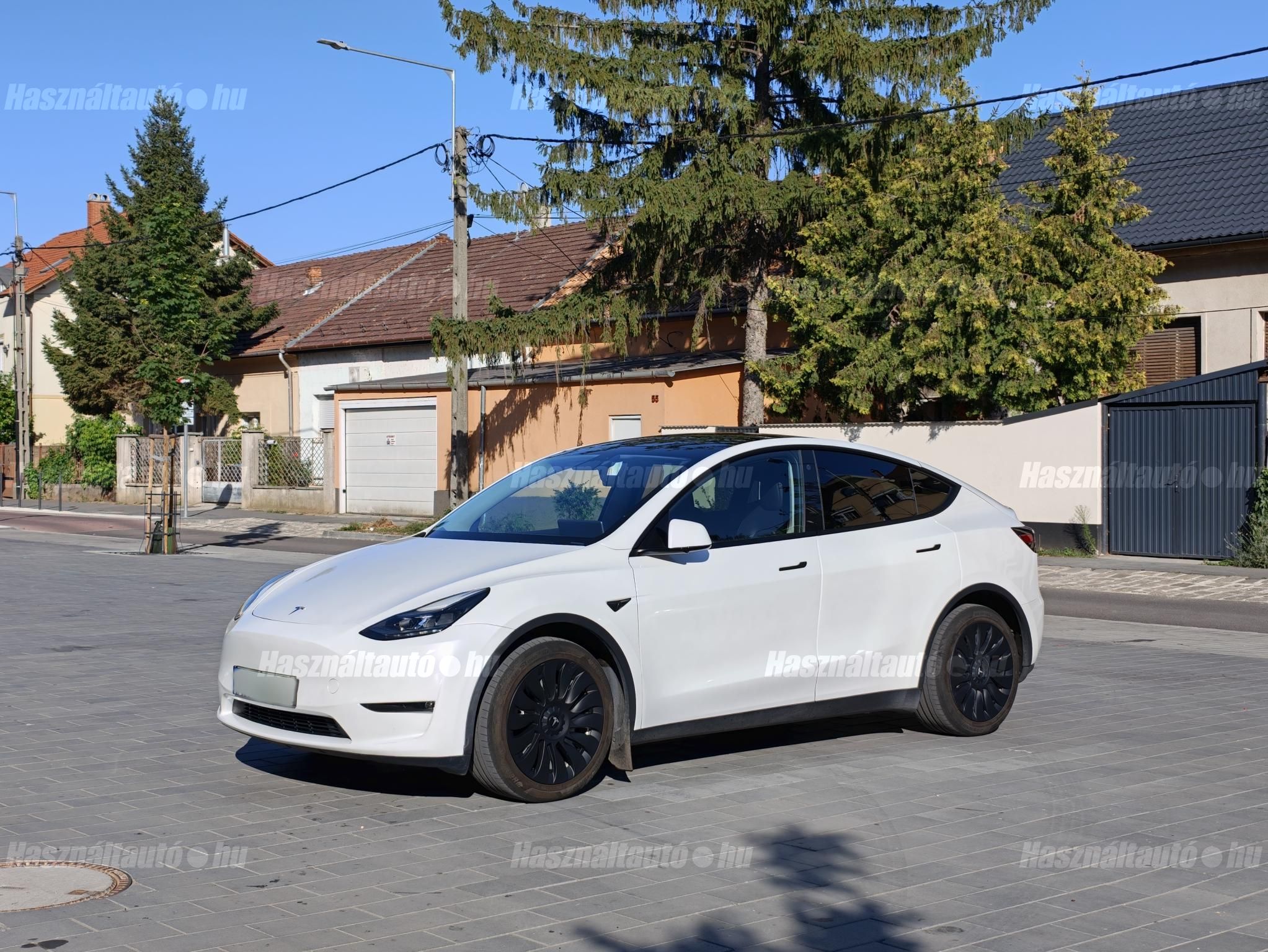 TESLA MODEL Y 2023/9 - 1
