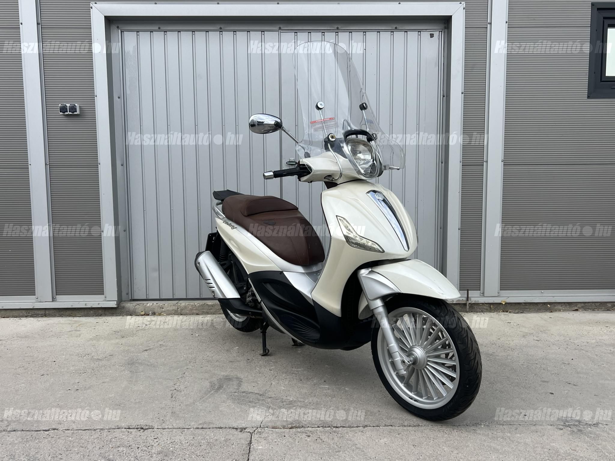 PIAGGIO BEVERLY 300 2011/4 - 1
