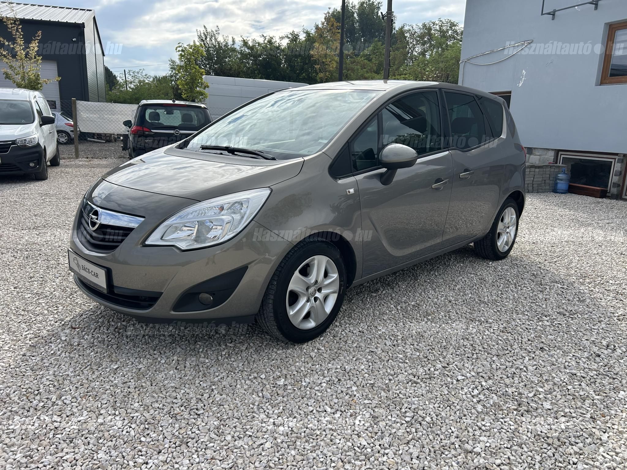 OPEL MERIVA 2011/7 - 1
