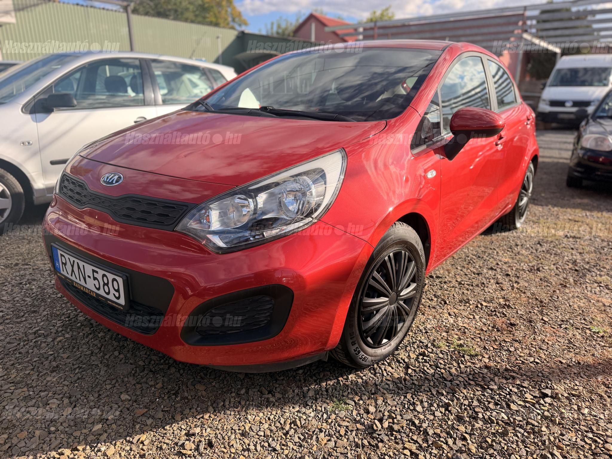 KIA RIO 2014/10 - 1