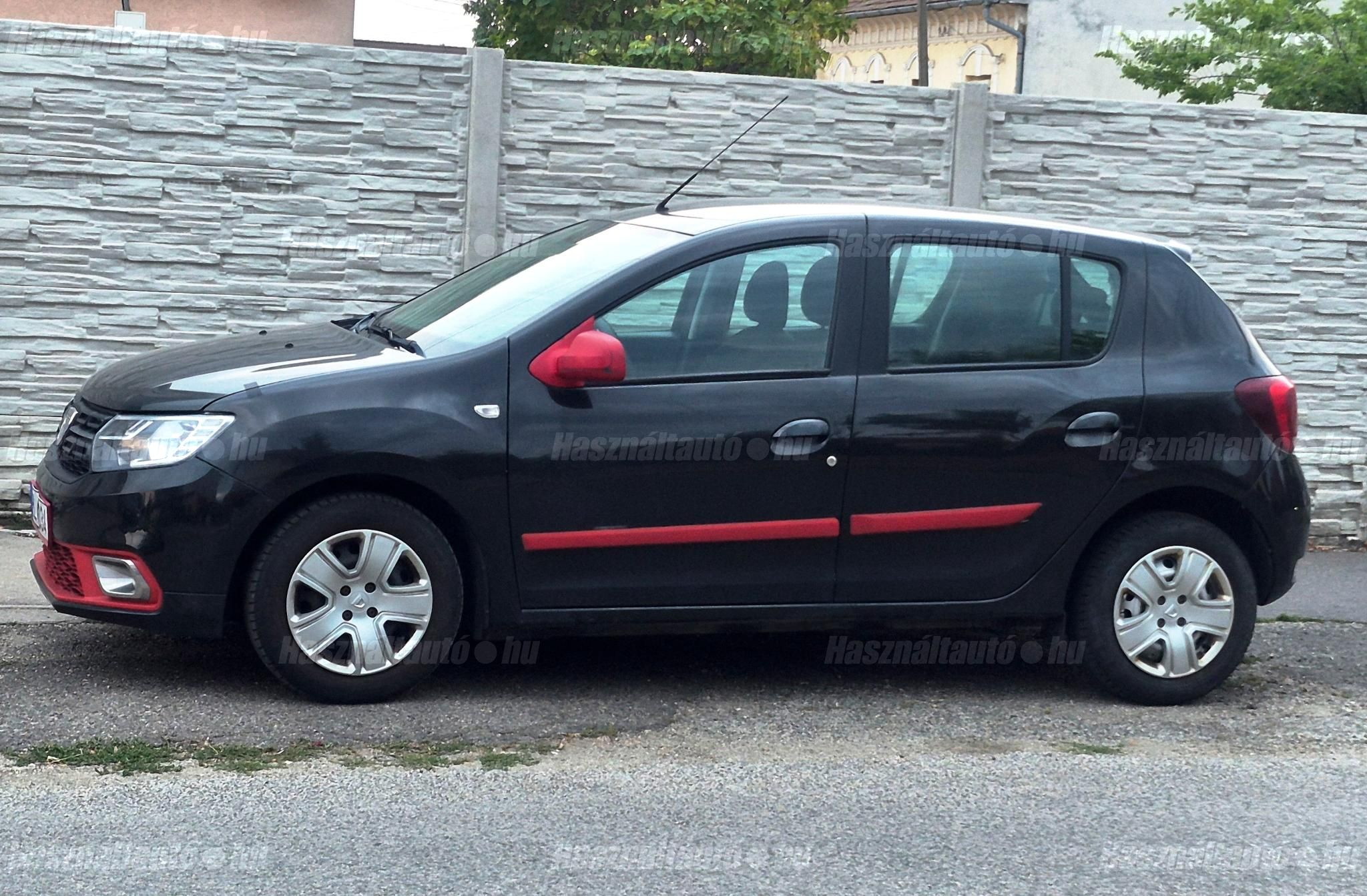 DACIA SANDERO 2017/10 - 1