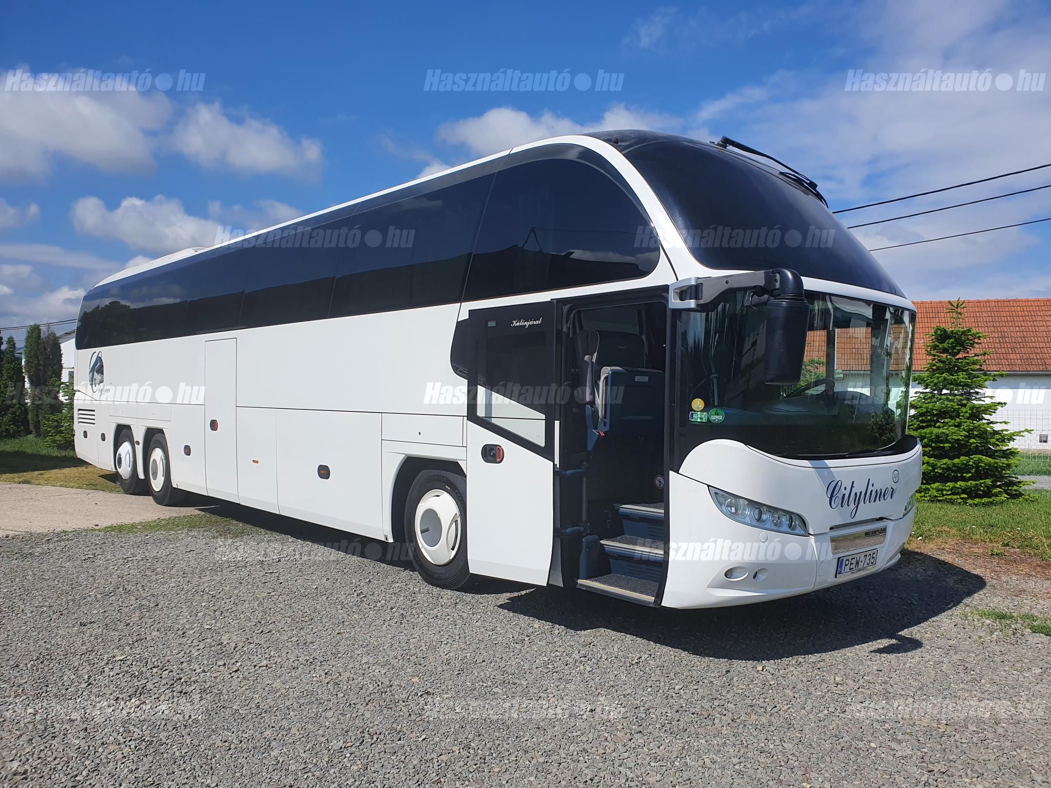 NEOPLAN 2013/10 - 1
