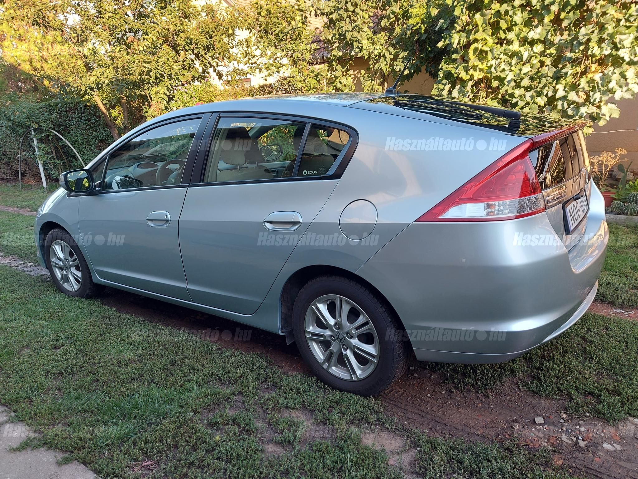 HONDA INSIGHT 2012/7 - 1