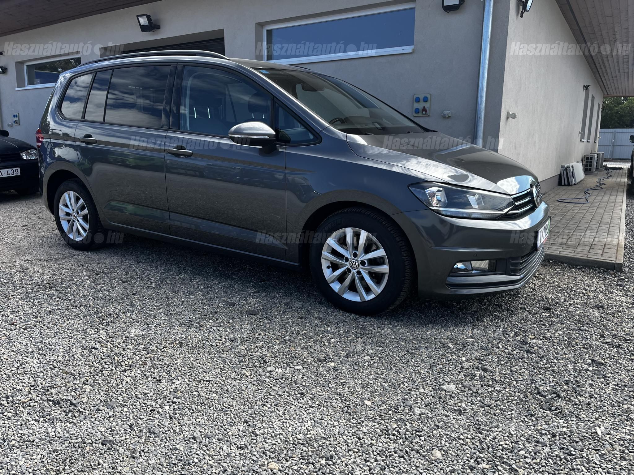 VOLKSWAGEN TOURAN 2017/2 - 1