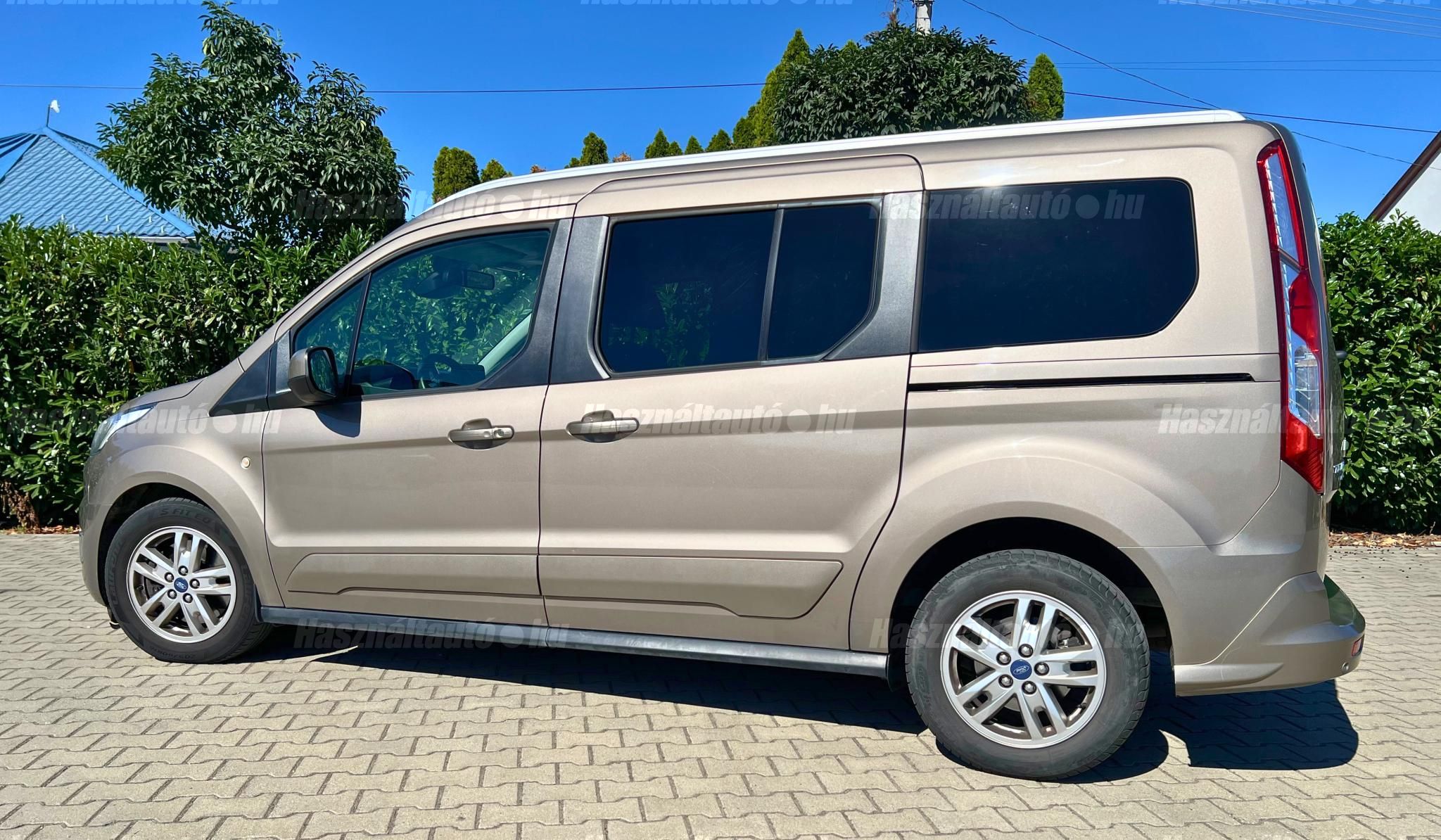 FORD TOURNEO 2019/6 - 1
