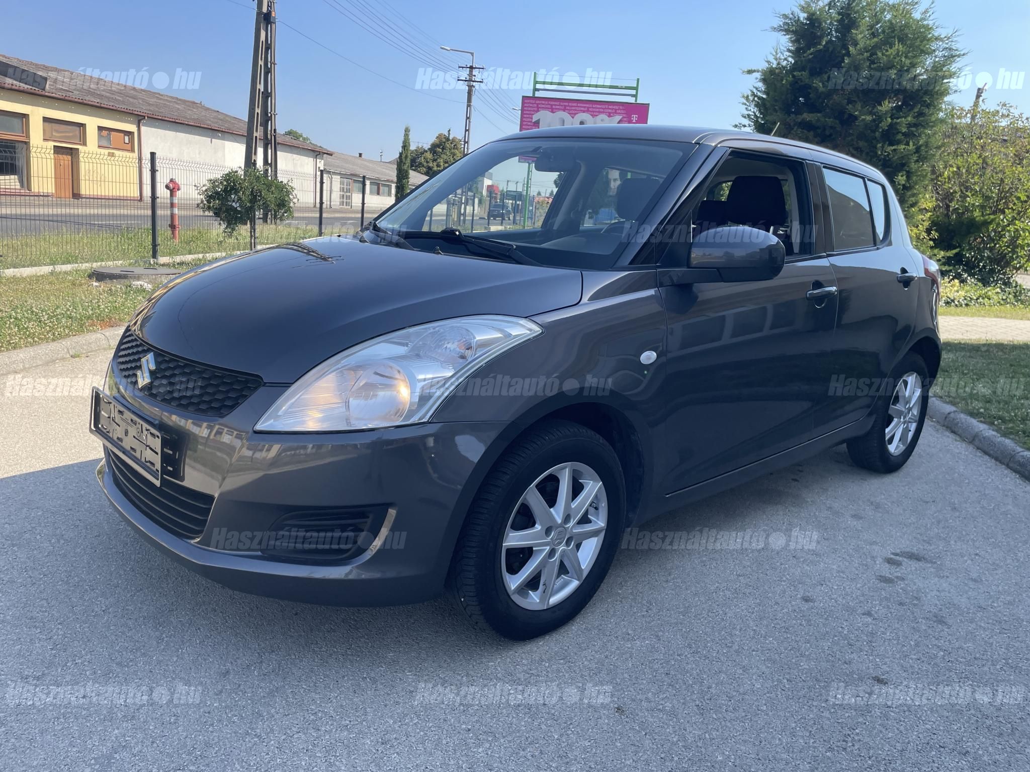 SUZUKI SWIFT 2011/12 - 1