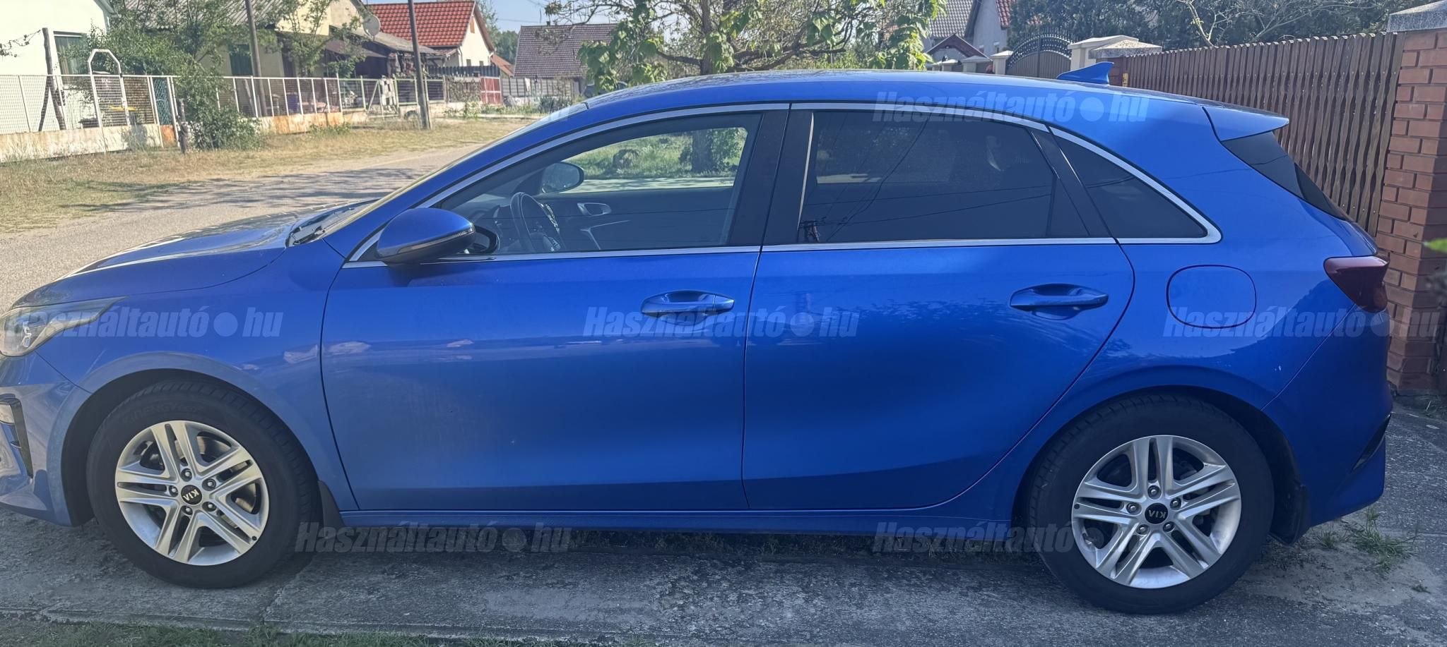 KIA CEE'D 2021/10 - 1
