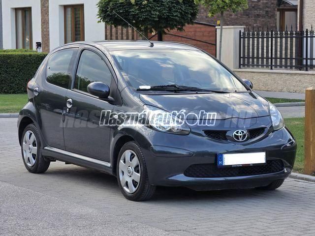 TOYOTA AYGO 2009 - 1