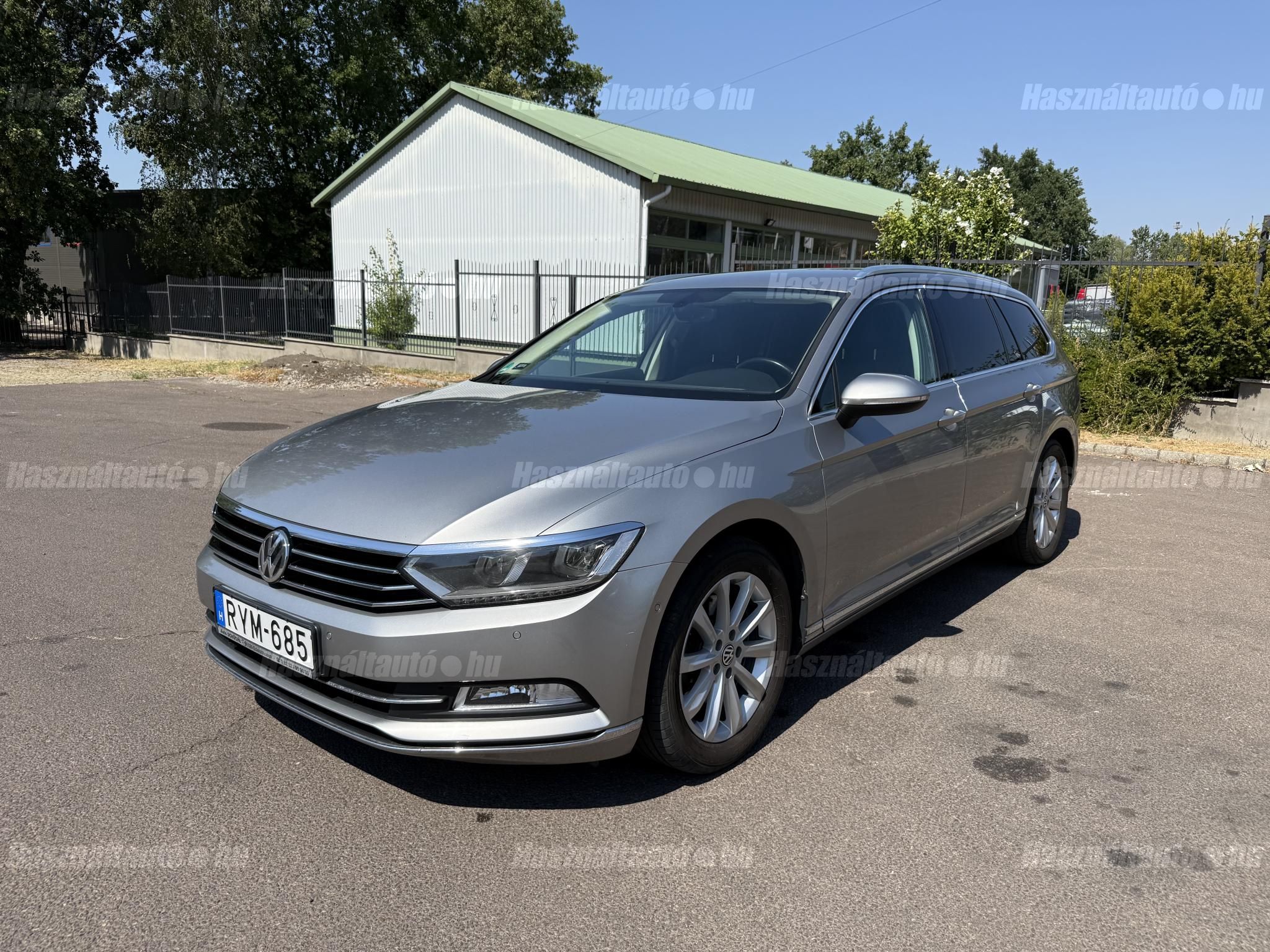 VOLKSWAGEN PASSAT VIII 2017/8 - 1