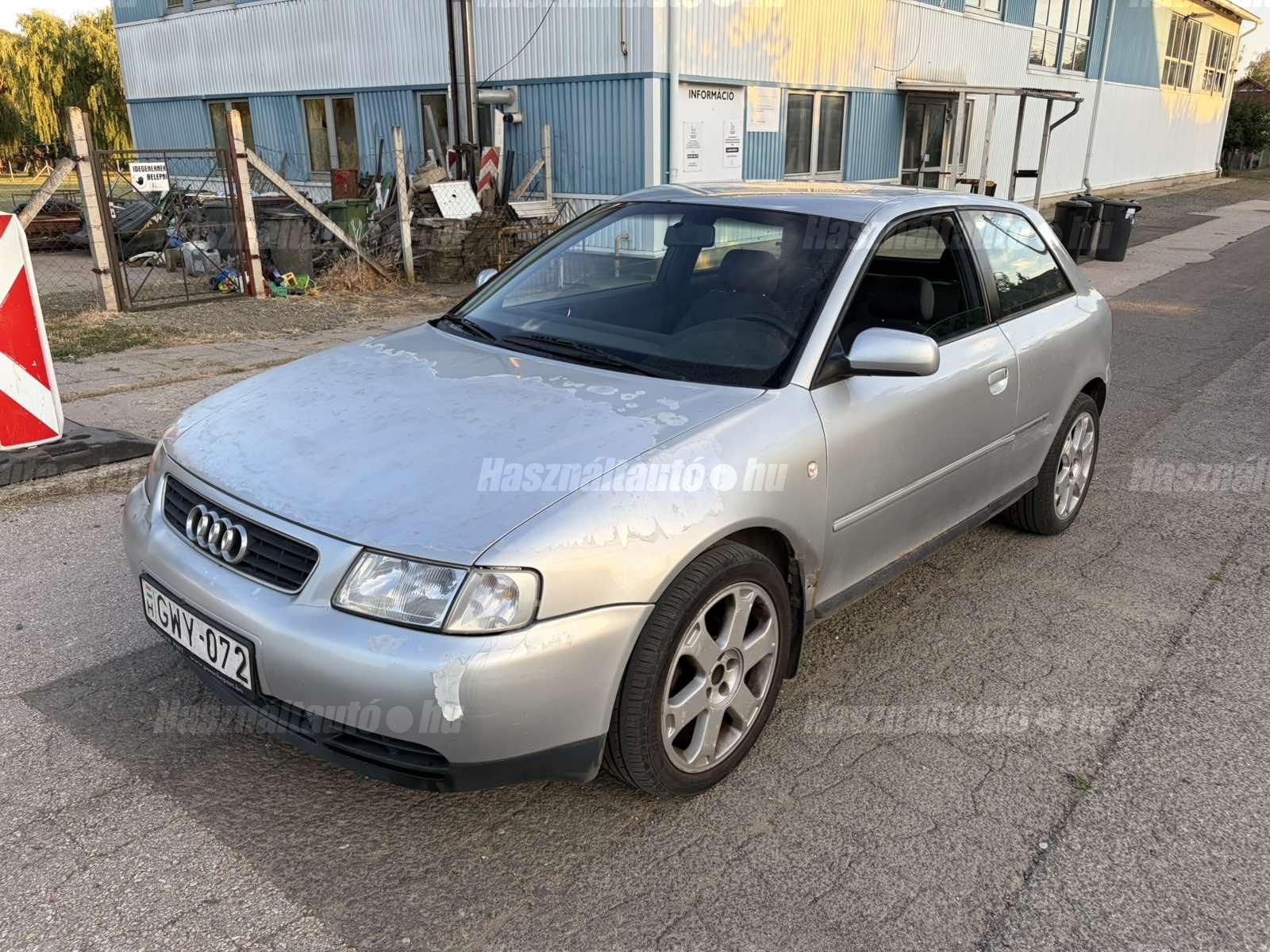 AUDI A3 1999/10 - 1