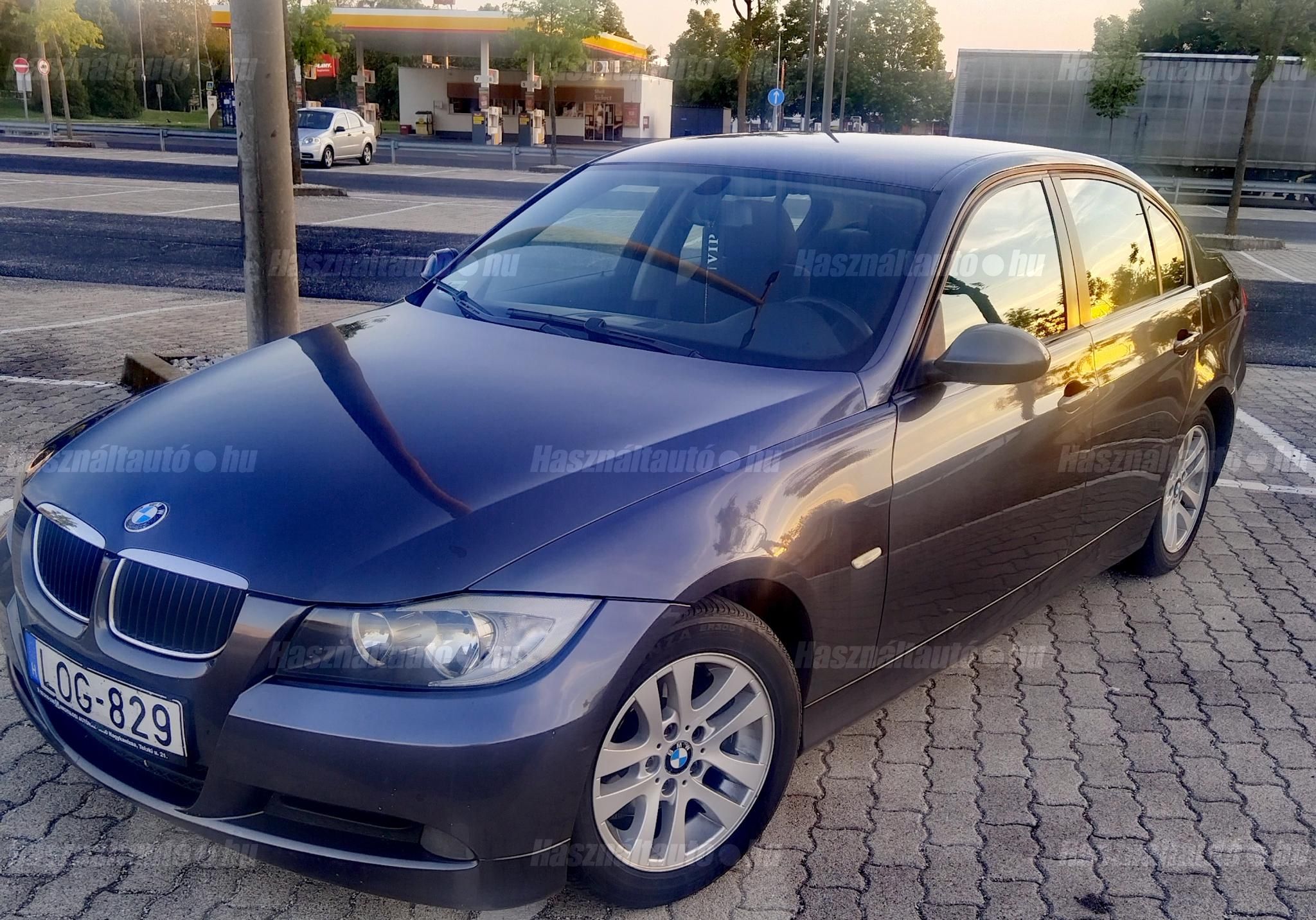 BMW 320 2008/7 - 1